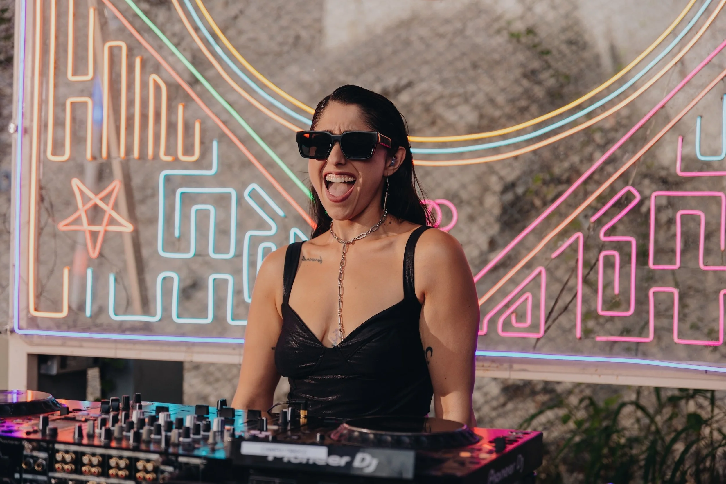 Golebahar-3_ibiza stardust.jpg