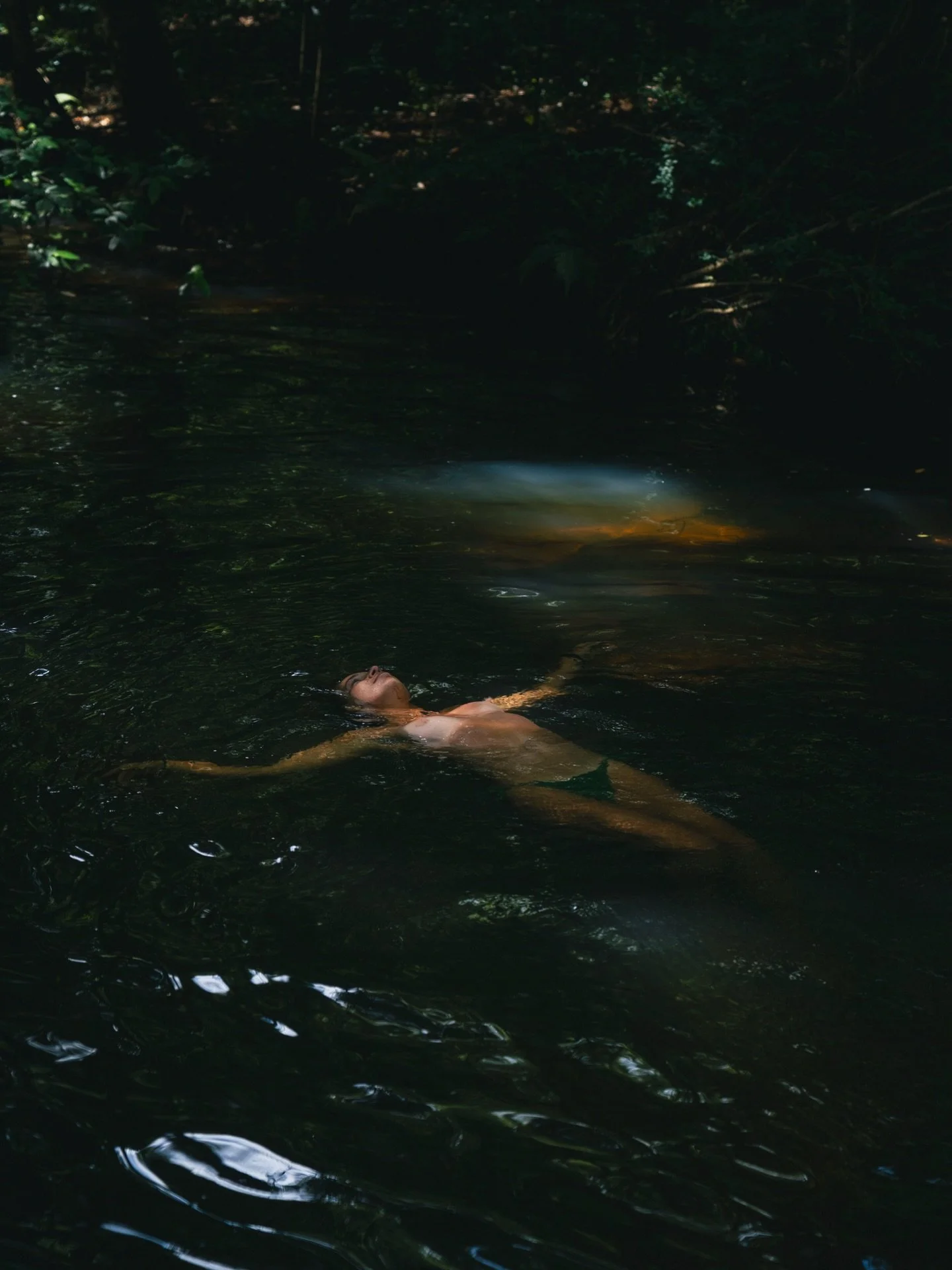 You can find me at the @rootsfestival_ this weekend, doing exactly that. And a little bit of 📸.

Also, can&rsquo;t wait to perform with @theembodiedwomen_  in front of 600 women 👯&zwj;♀️