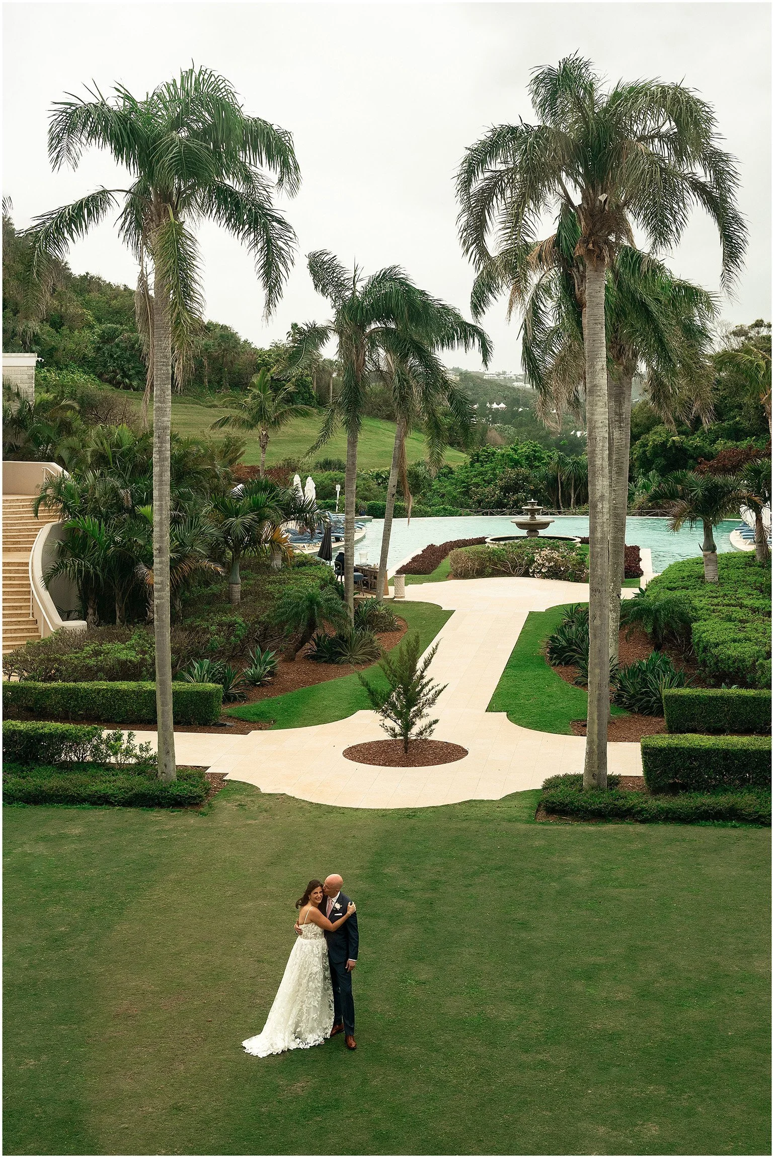 Bride and Groom at Rosewood Bermuda Resort (Copy)