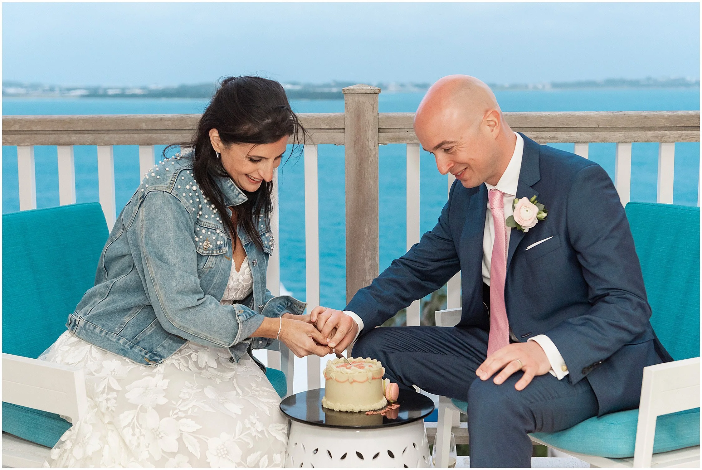 Bride and groom cut their cake at Rosewood Bermuda (Copy)