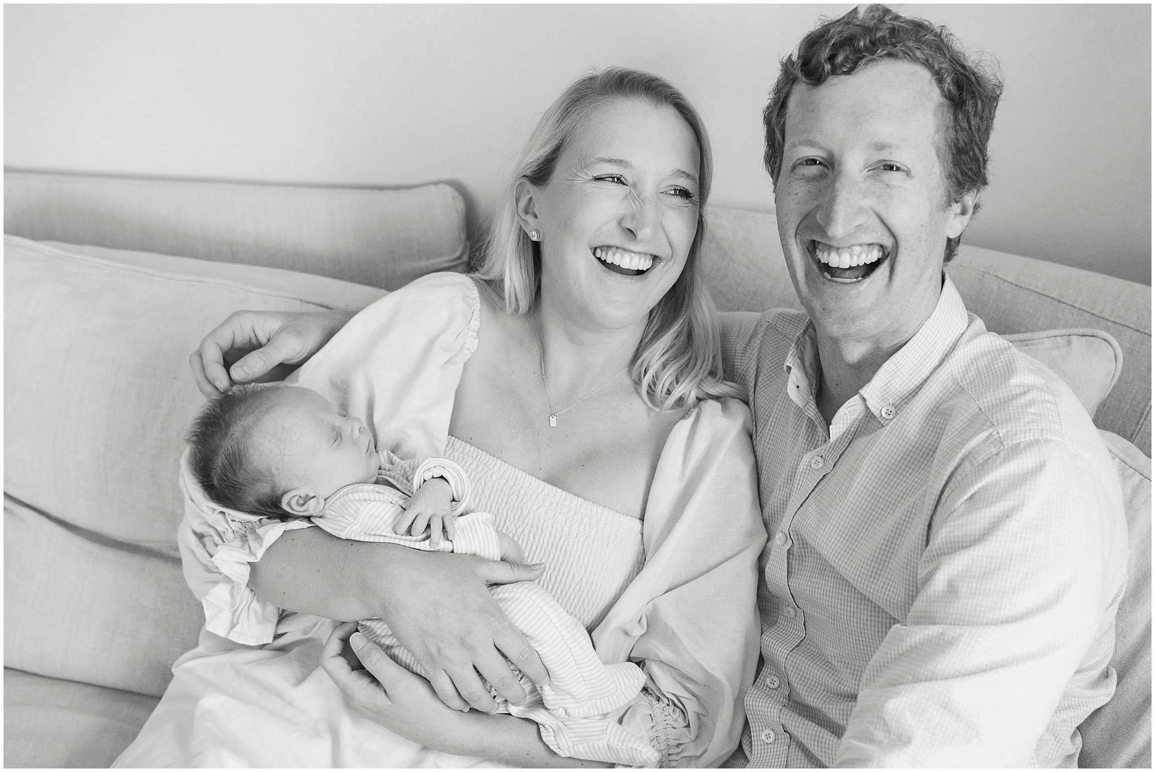 Newborn Photographer Bermuda_©Fiander Foto_H_018.jpg