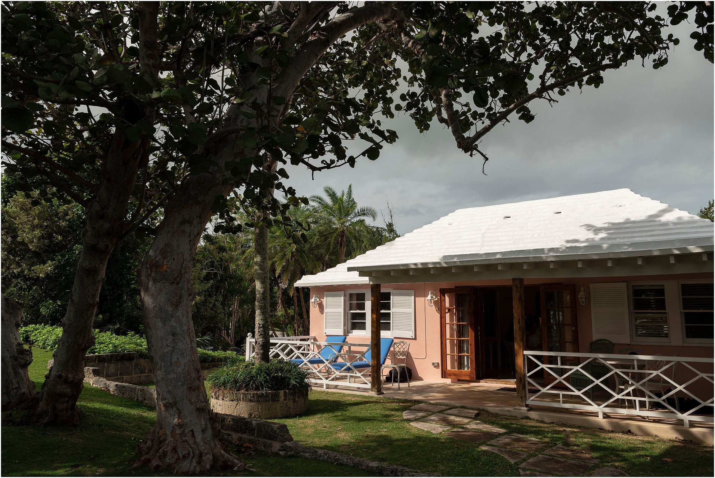 Coral Beach Bermuda Wedding_©FianderFoto_027.jpg
