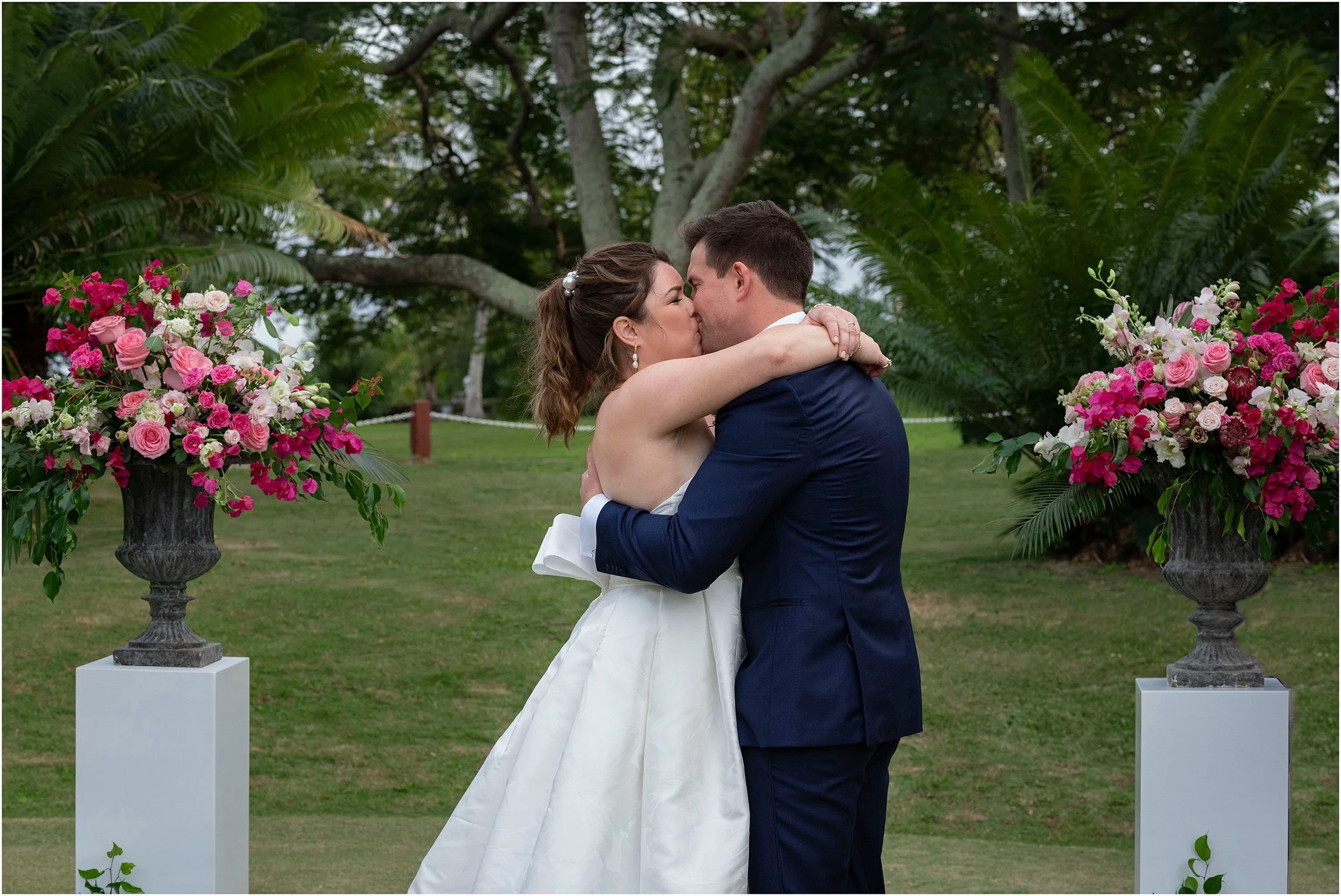 Coral Beach Bermuda Wedding_©FianderFoto_085.jpg
