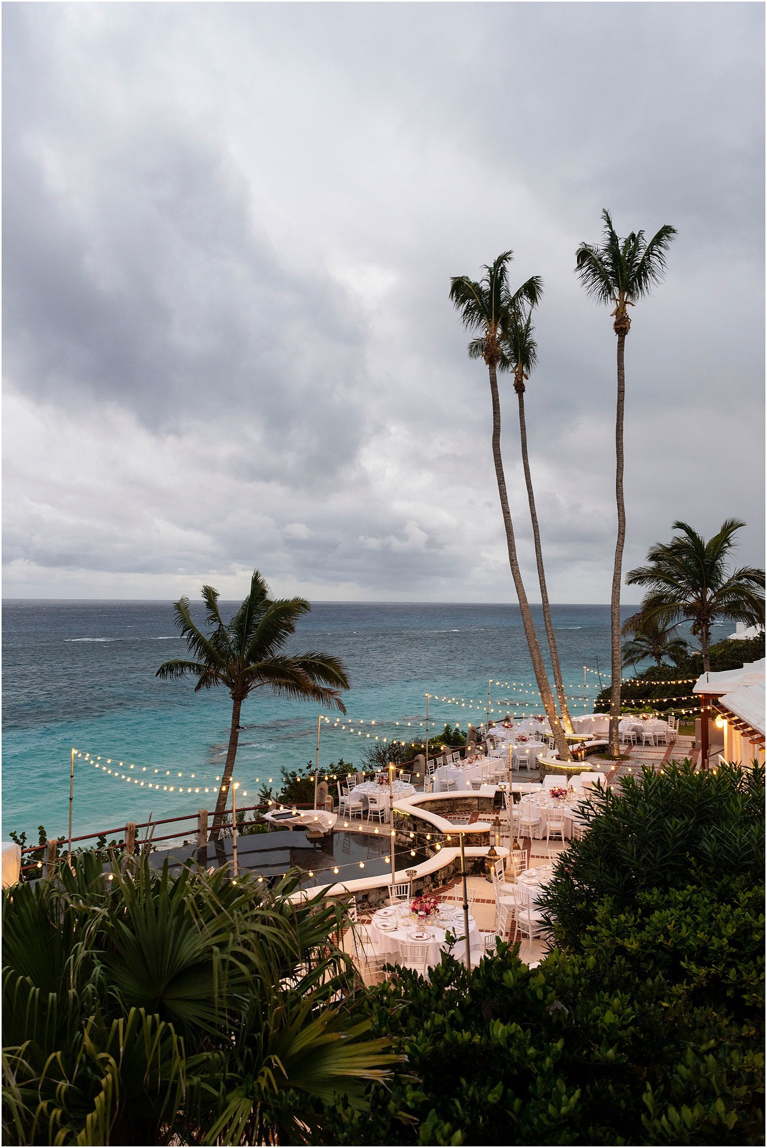 Coral Beach Bermuda Wedding_©FianderFoto_111.jpg