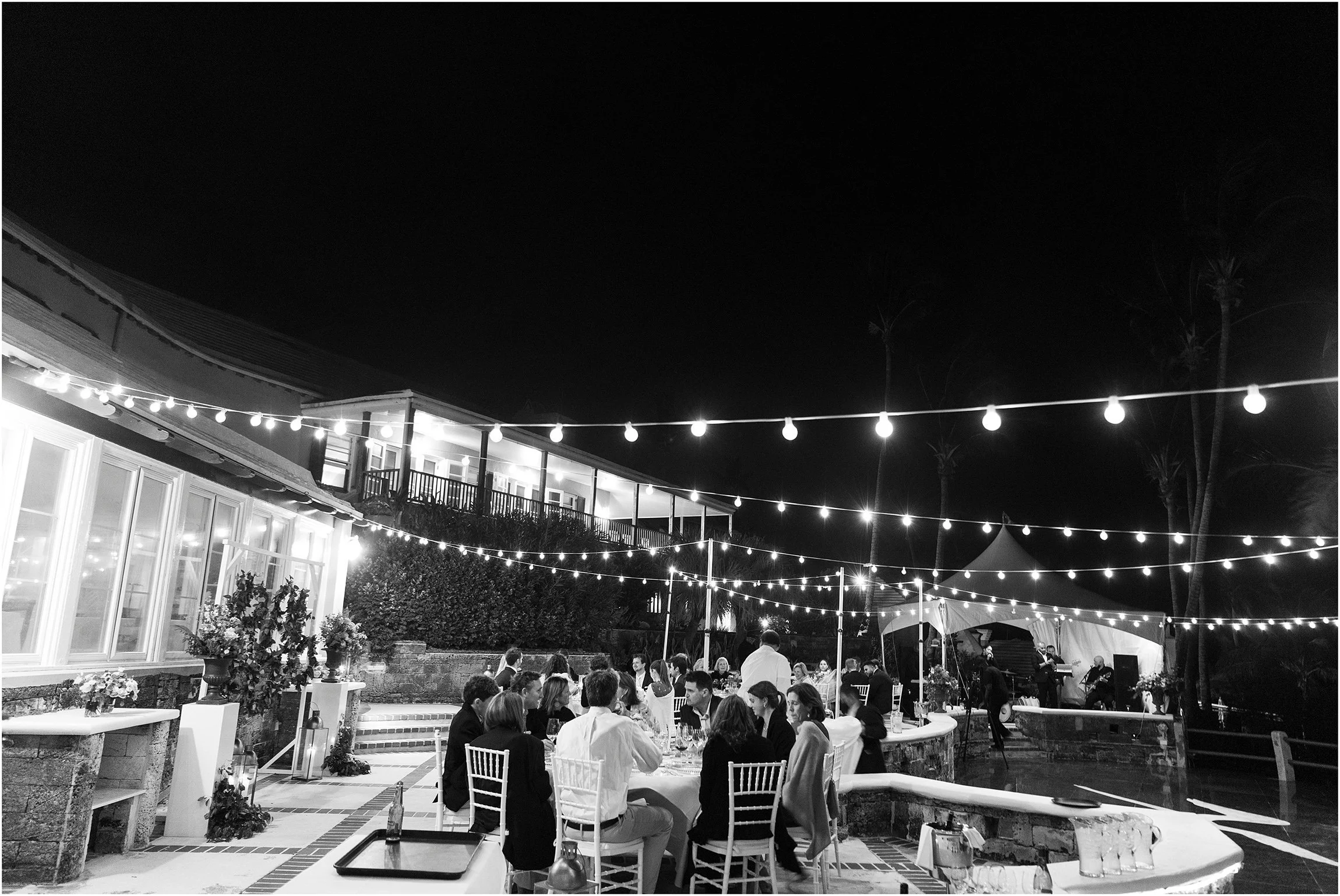 Coral Beach Bermuda Wedding_©FianderFoto_124.jpg