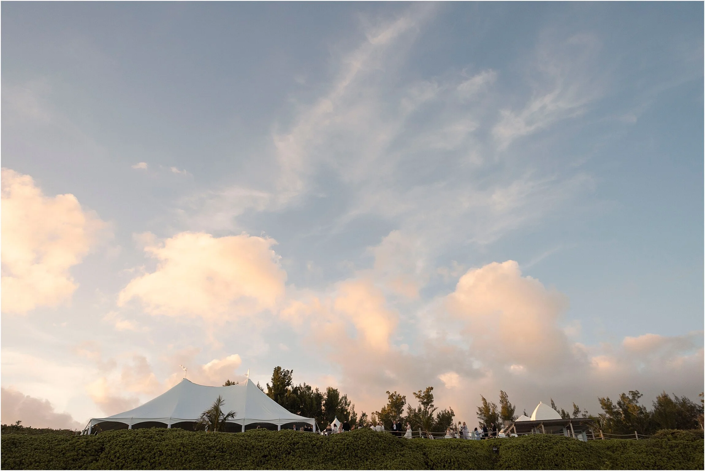 Bermuda Wedding_Coral Beach and Tennis Club_Photographer_119.jpg