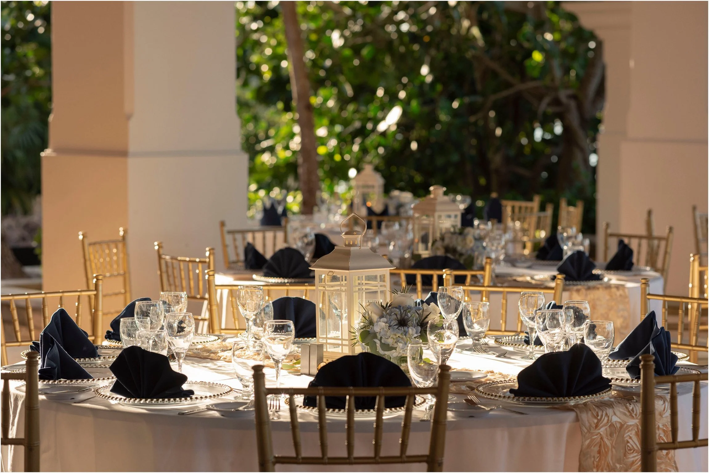 ©FianderFoto_Destination_Wedding_Photographer_Bermuda_Wedding_Photographer_Jaclyn_Anthony__Grotto Bay_155.jpg