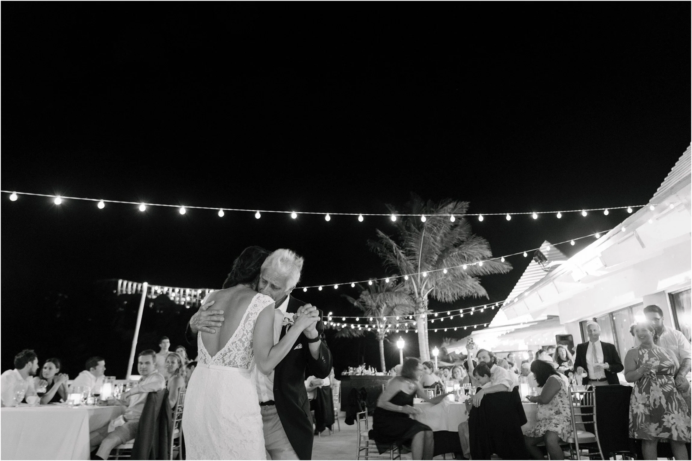 ©FianderFoto_Bermuda Wedding Photographer_Fairmont Southampton_Wedding_Anna_Thomas_108.jpg