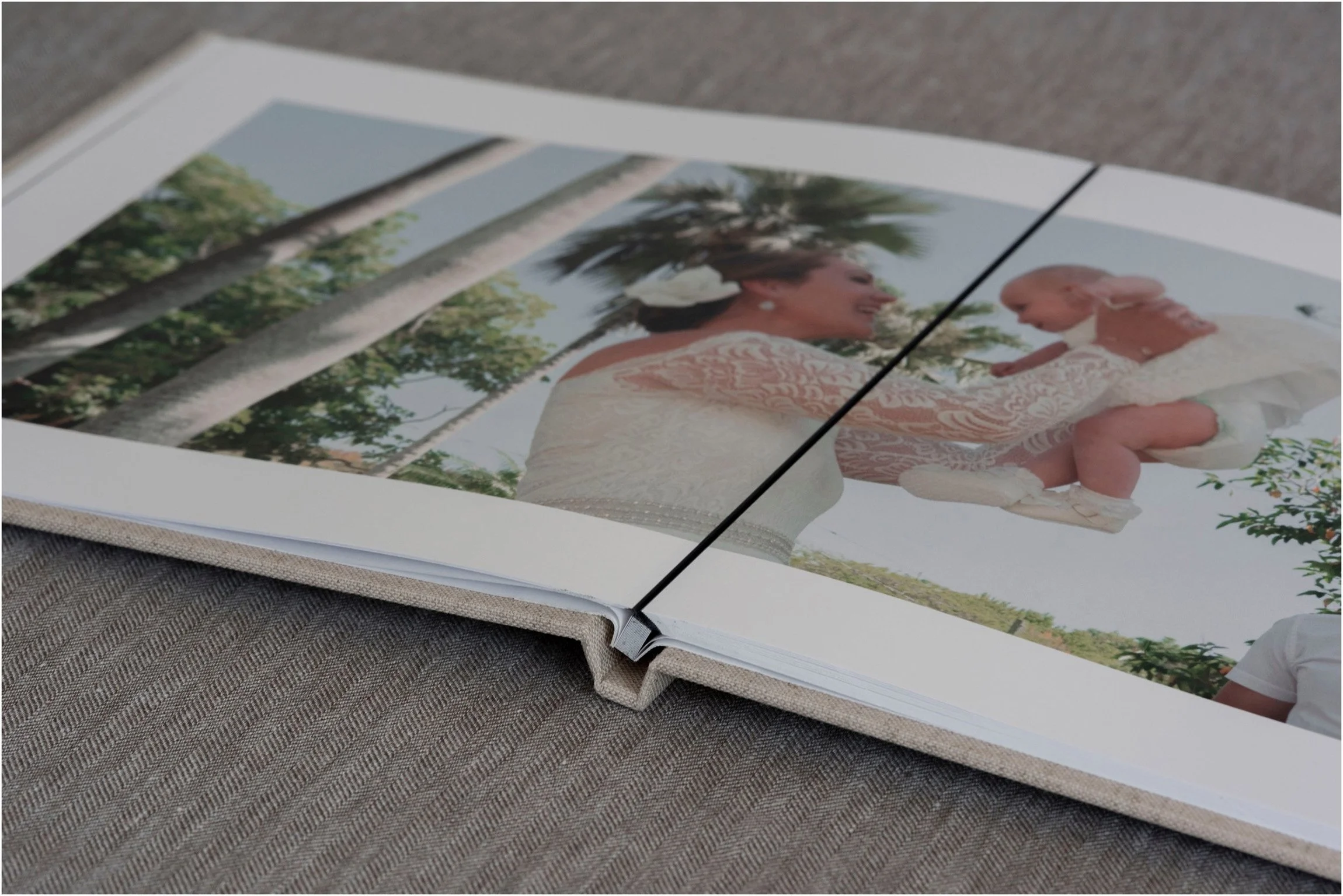 ©FianderFoto_Destination Wedding Photographer_Wedding Album_006.jpg