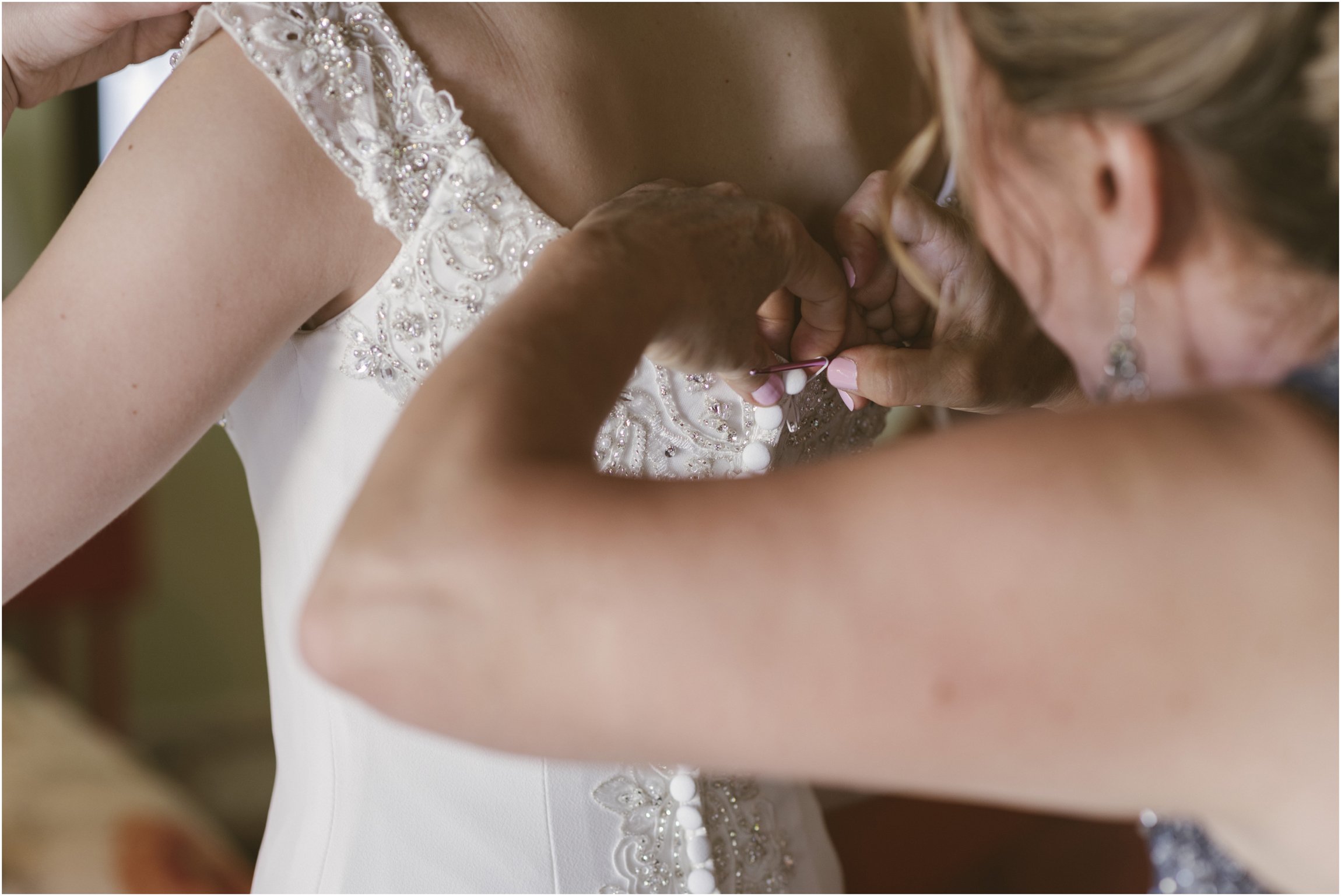 ©FianderFoto_Caribbean_Wedding_Photographer_The Reefs_Bermuda_Lauren_Erik_027.jpg