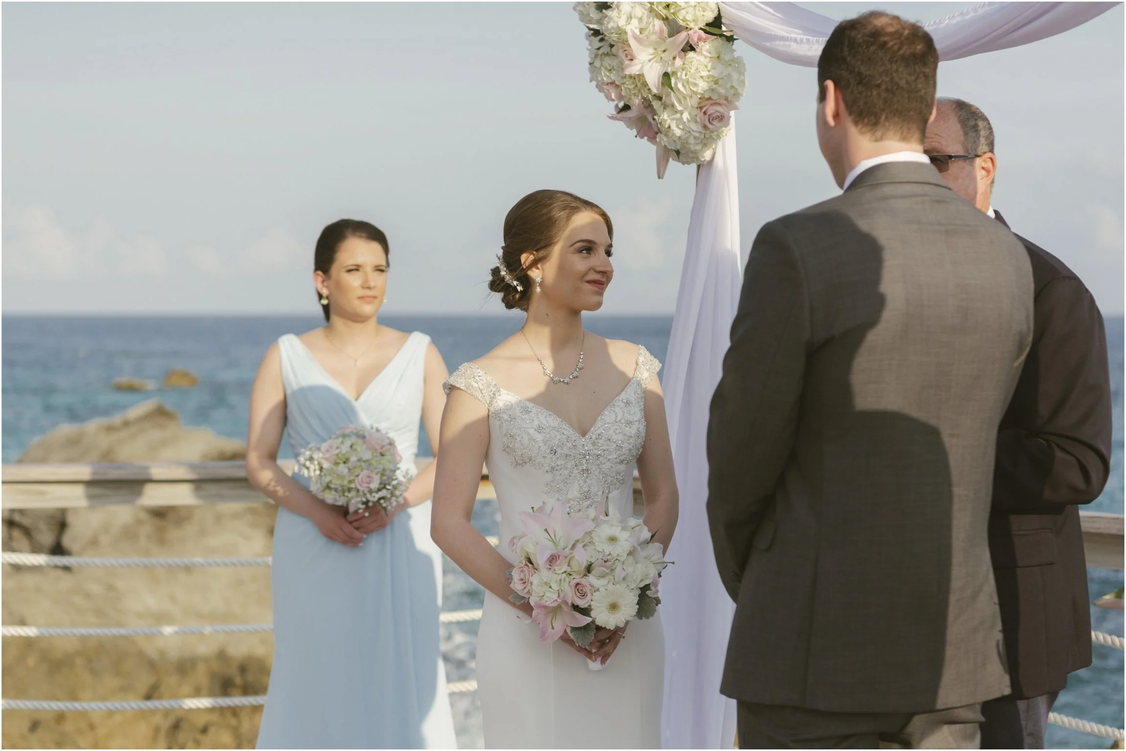 ©FianderFoto_Caribbean_Wedding_Photographer_The Reefs_Bermuda_Lauren_Erik_059.jpg