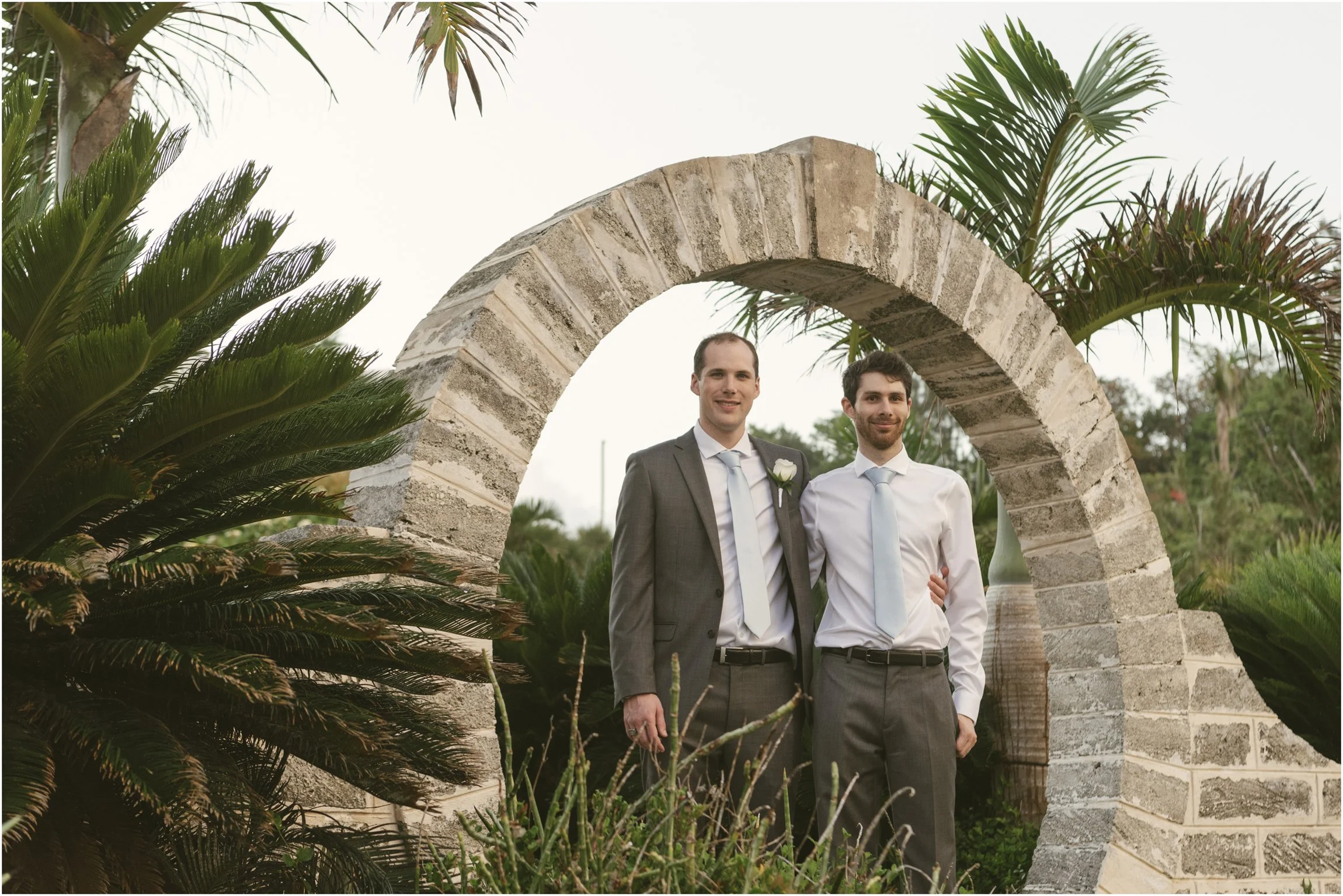 ©FianderFoto_Caribbean_Wedding_Photographer_The Reefs_Bermuda_Lauren_Erik_081.jpg