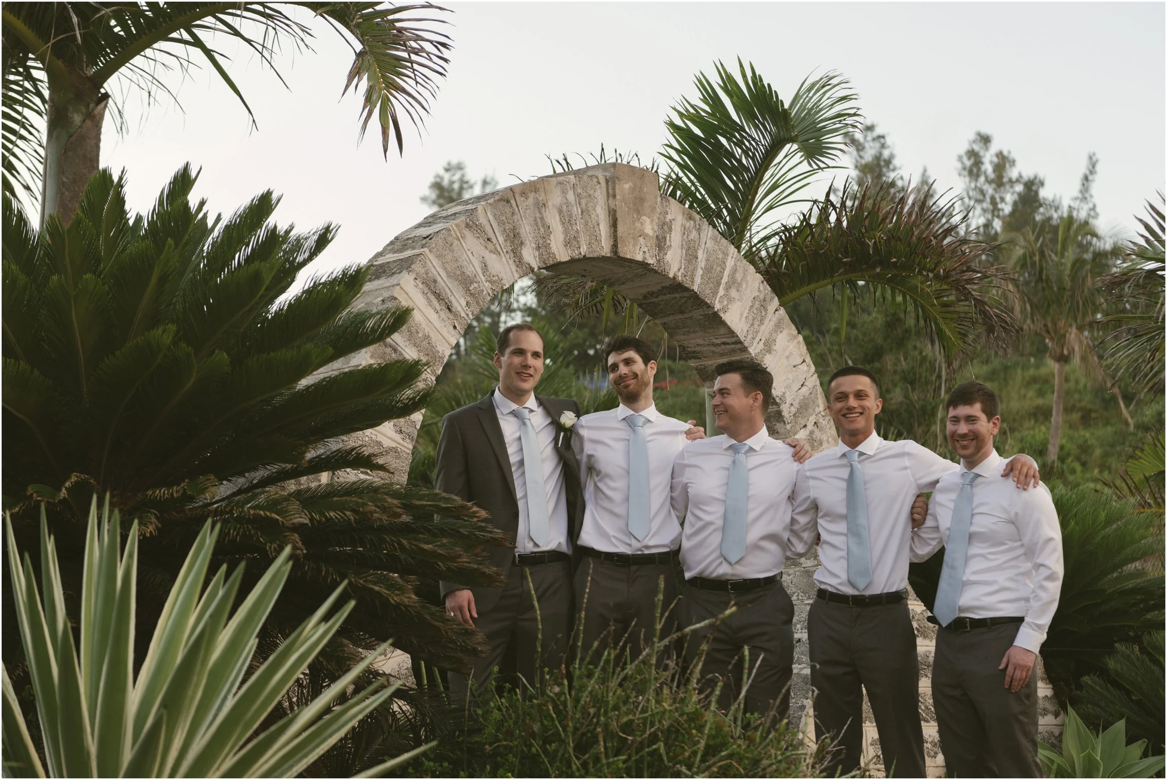 ©FianderFoto_Caribbean_Wedding_Photographer_The Reefs_Bermuda_Lauren_Erik_080.jpg