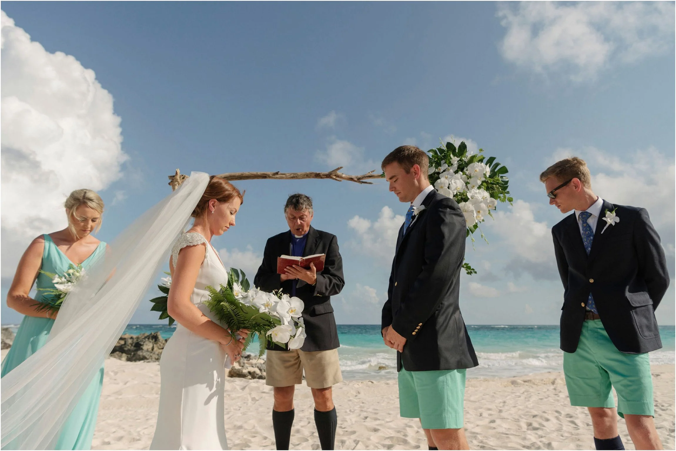 ©FianderFoto_Bermuda Wedding Photographer_Mid Ocean_Rachel_Angus_030.jpg