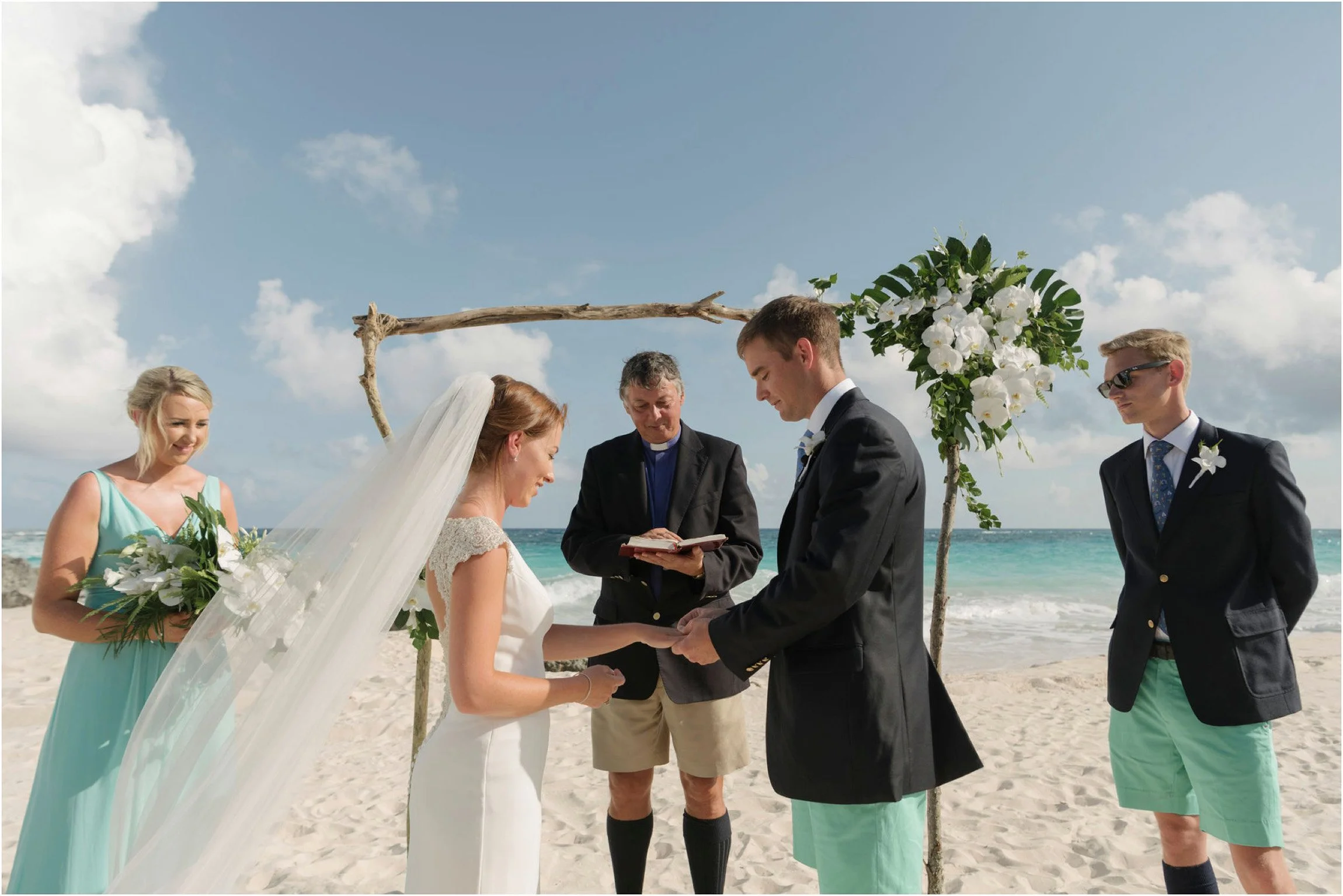 ©FianderFoto_Bermuda Wedding Photographer_Mid Ocean_Rachel_Angus_036.jpg