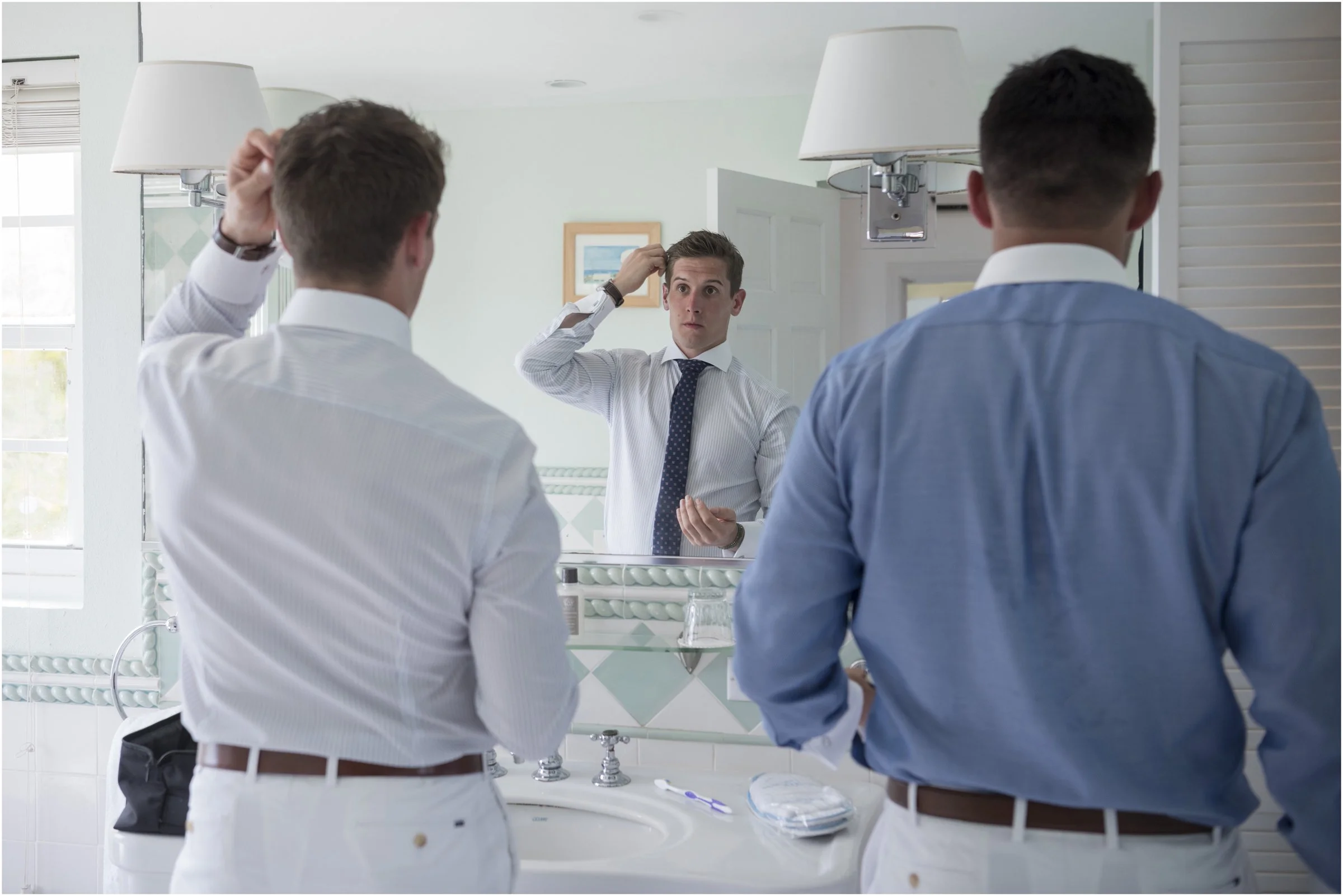 ©FianderFoto_Alyse_Stevie_Getting Ready Guys_1.jpg