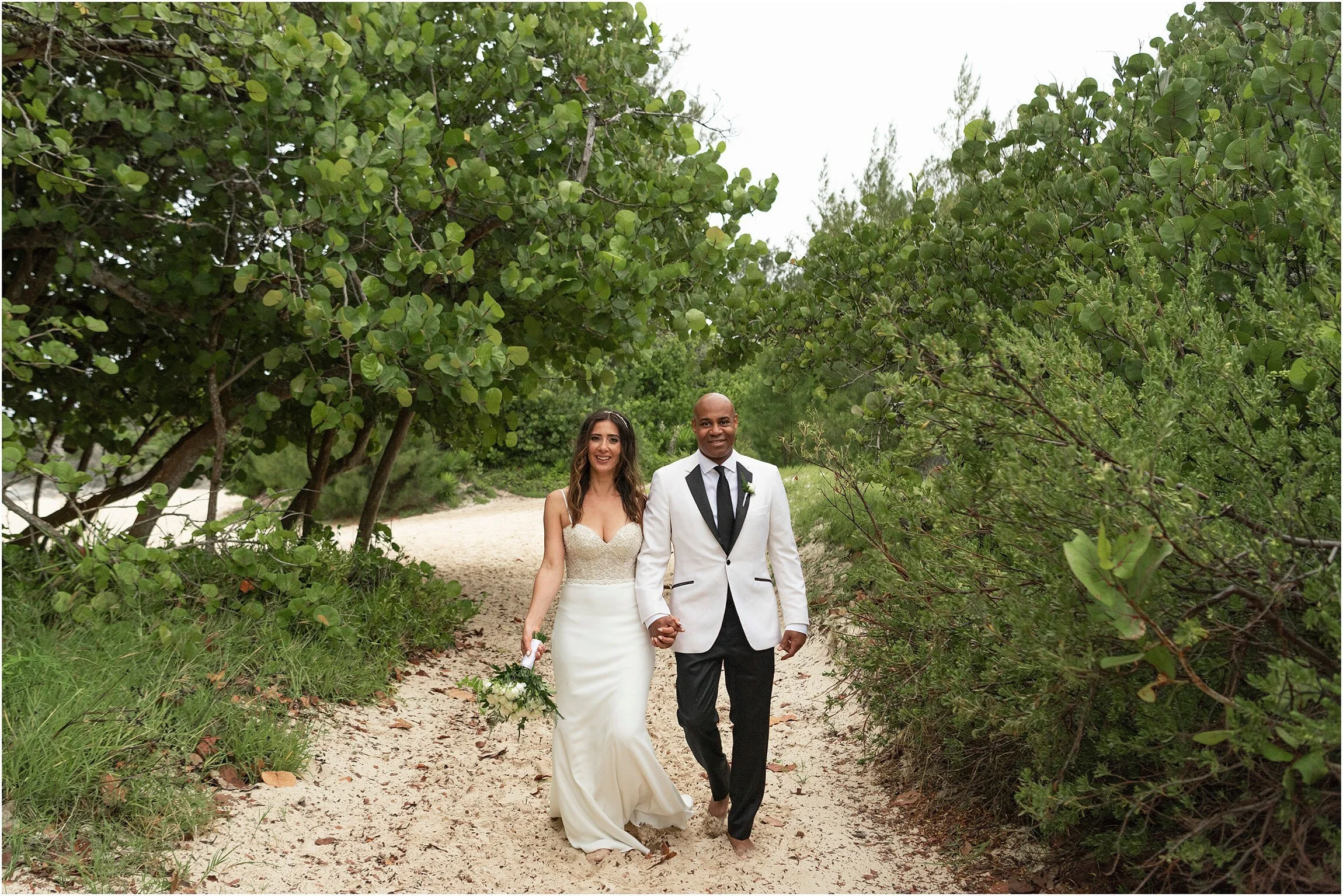 Bermuda+Elopement+Photographer_©Fiander+Foto_The+Loren_045.jpg