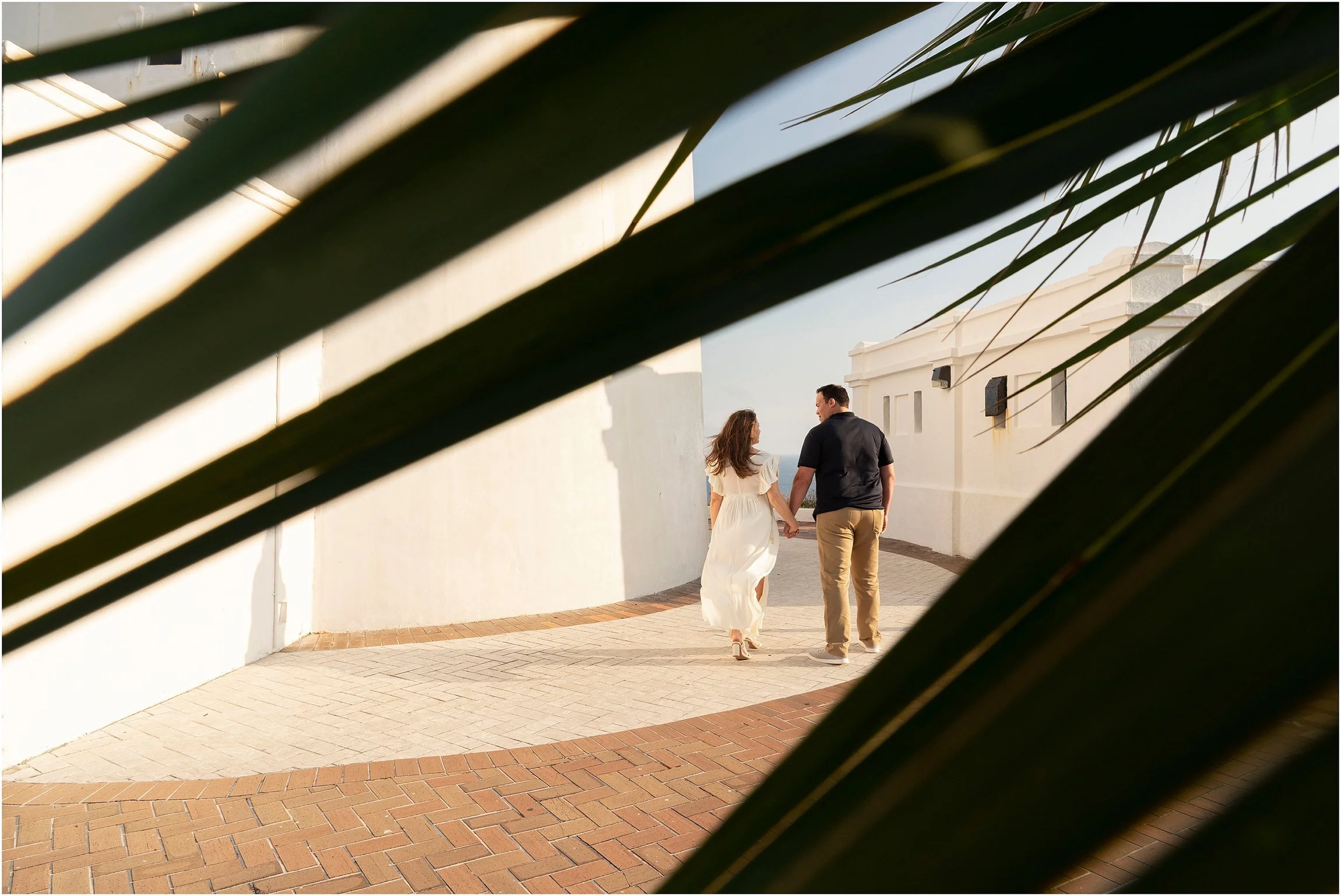 Maternity: M &amp; D - Gibb's Hill Lighthouse &amp; Horseshoe Bay Beach