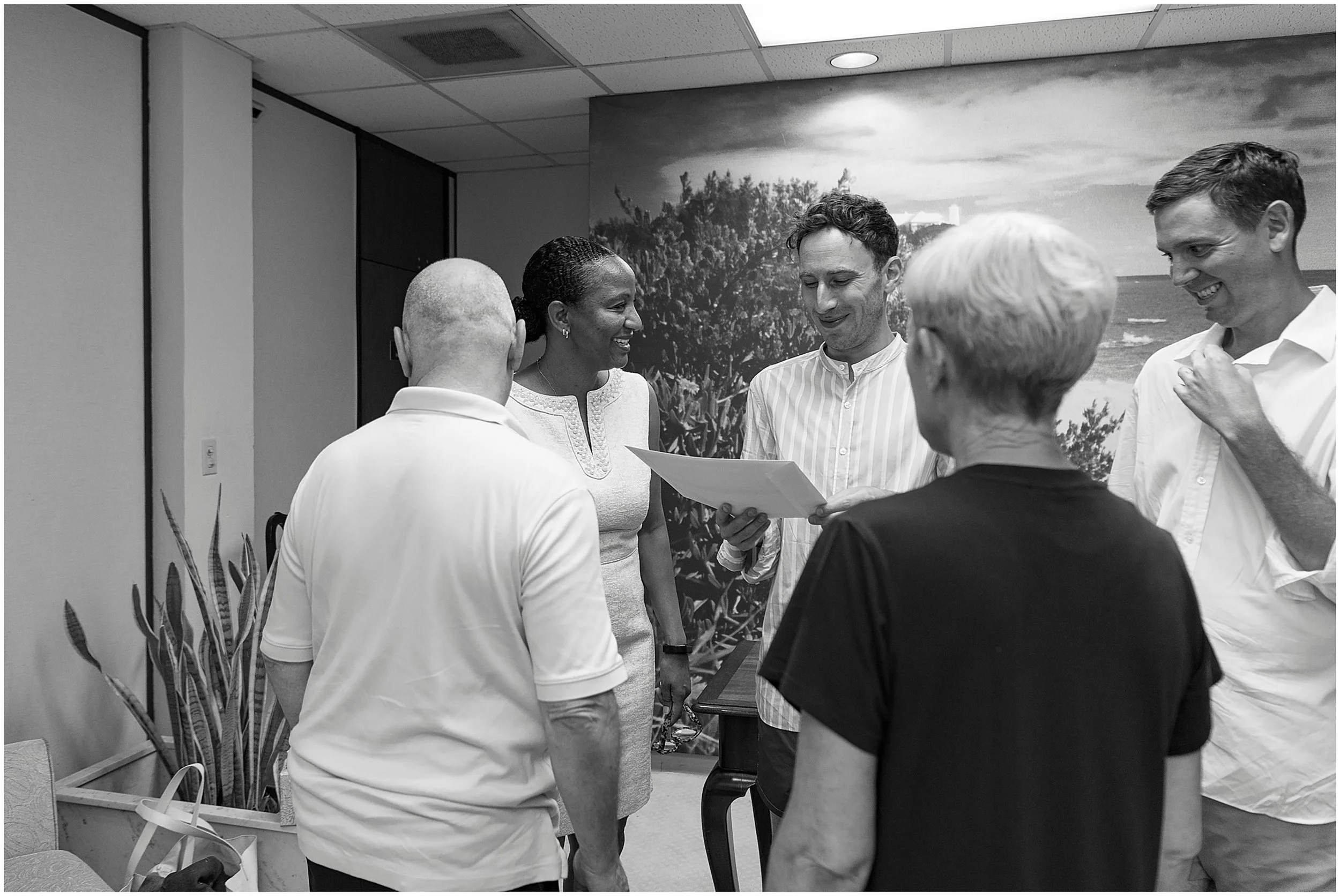 Elopement Photographer Bermuda_Registry General_©Fiander Foto_030.jpg