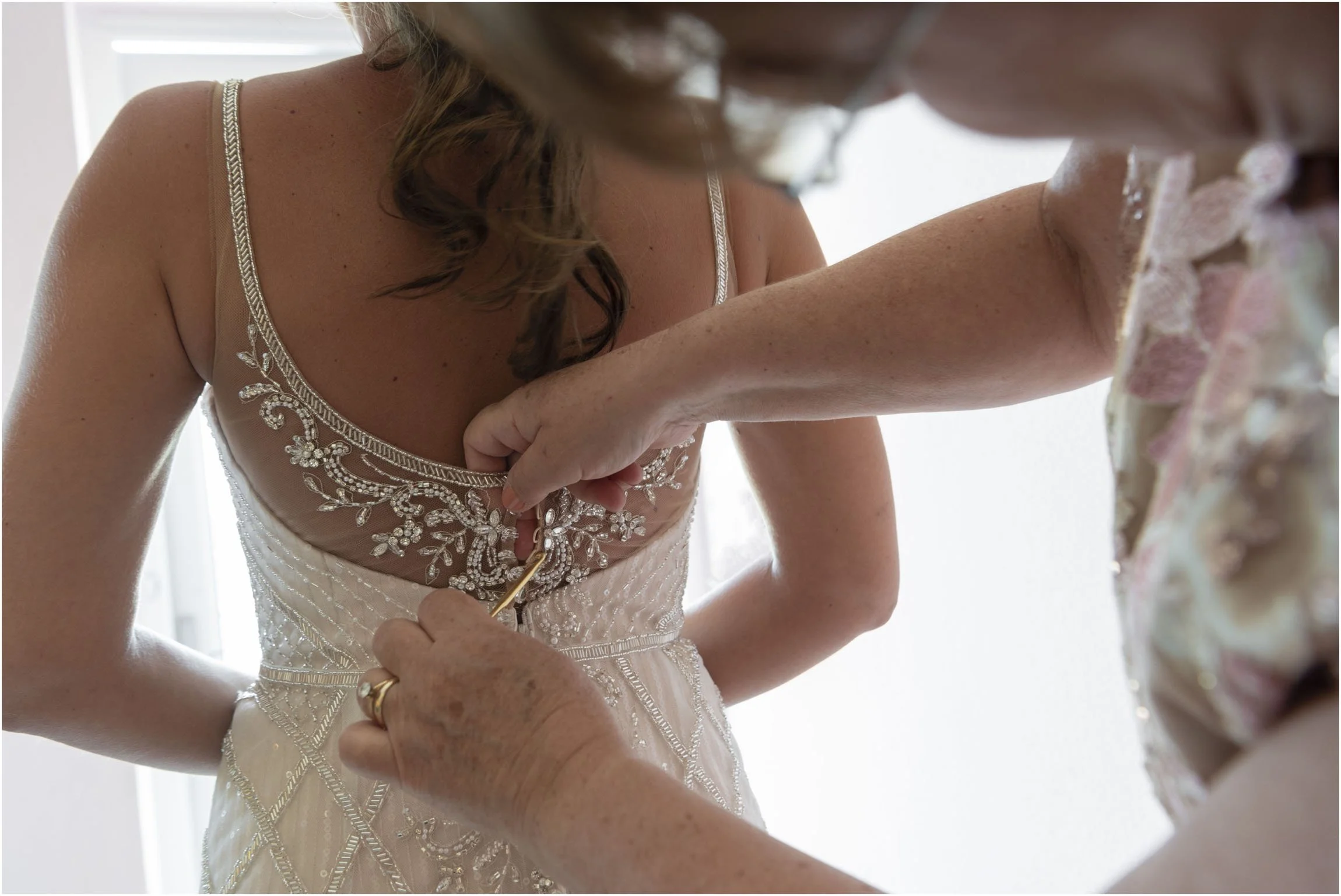 ©FianderFoto_Catherine_Kenny_Coral Beach Wedding_020.jpg