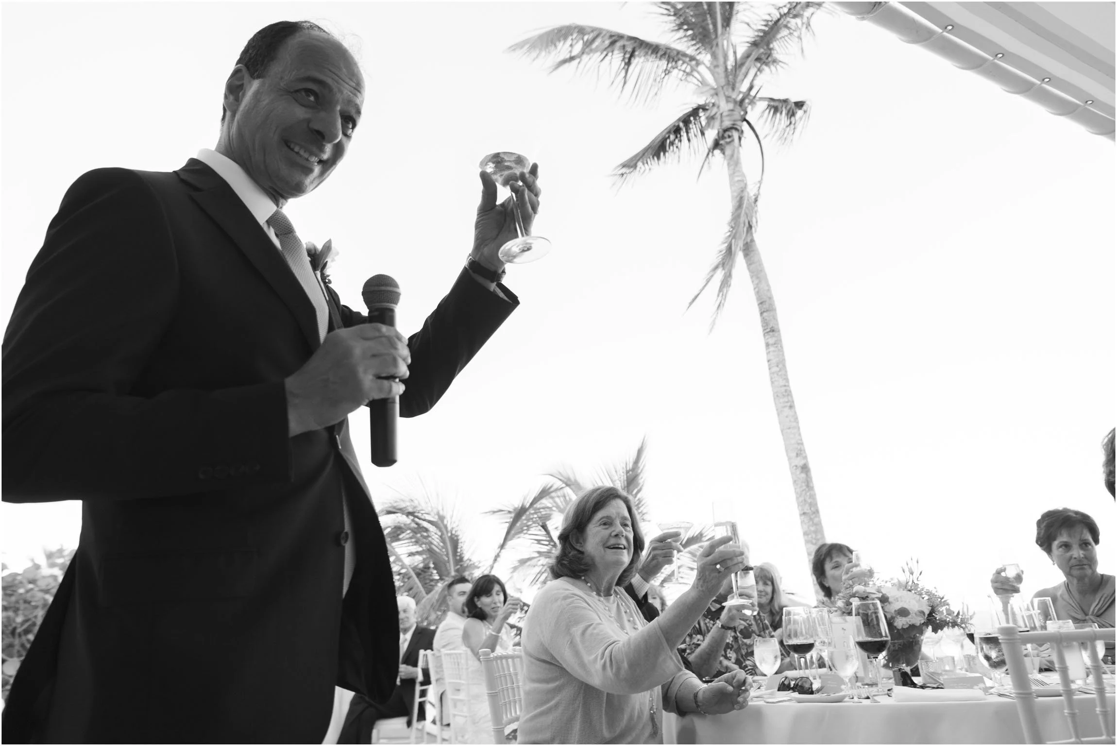©FianderFoto_Catherine_Kenny_Coral Beach Wedding_185.jpg