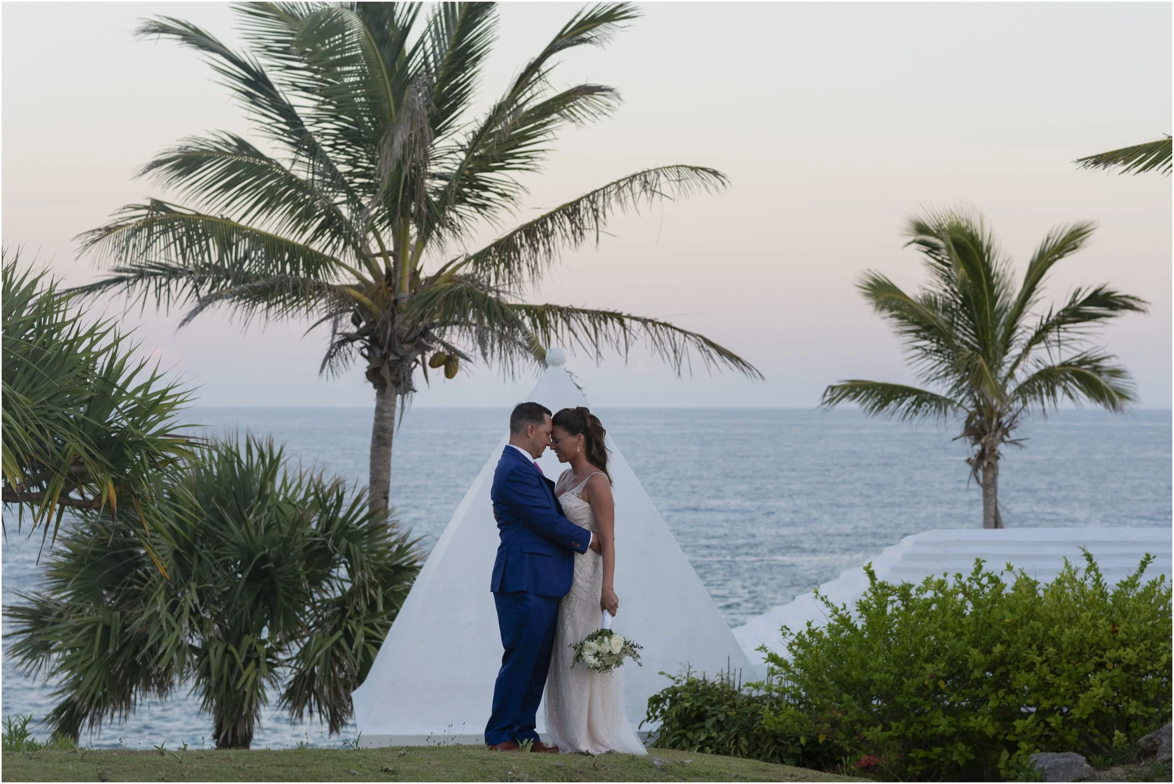 ©FianderFoto_Catherine_Kenny_Coral Beach Wedding_188.jpg