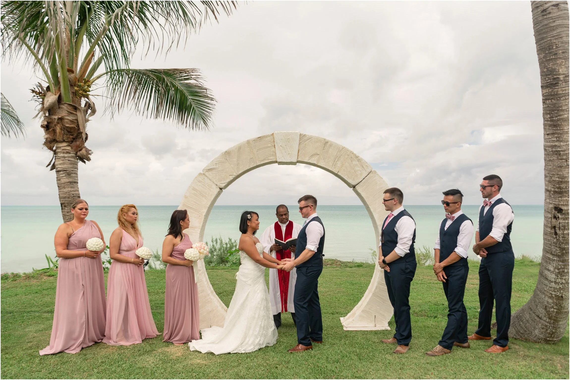 ©FianderFoto_Bermuda Wedding Photographer_Cambridge Beaches_Joanna_Kenneth_017.jpg