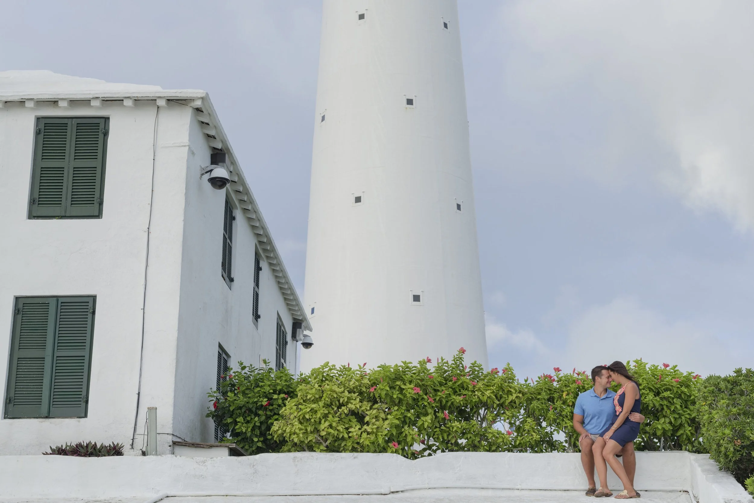 Engagement: Anna &amp; Tom - South Shore Beaches &amp; Gibbs Hill Lighthouse