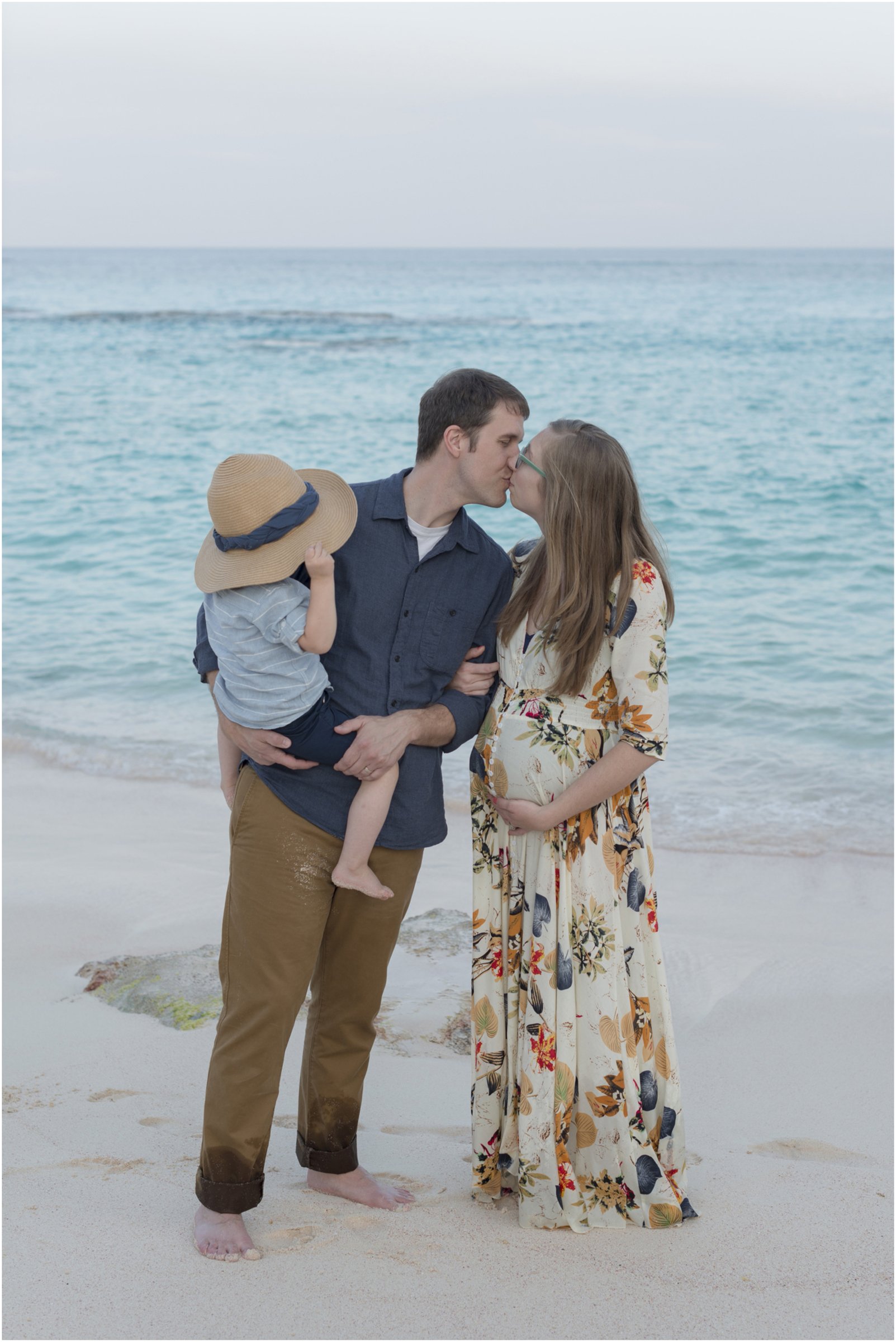 ©FianderFoto_Heather_Maternity_Bermuda_9.jpg