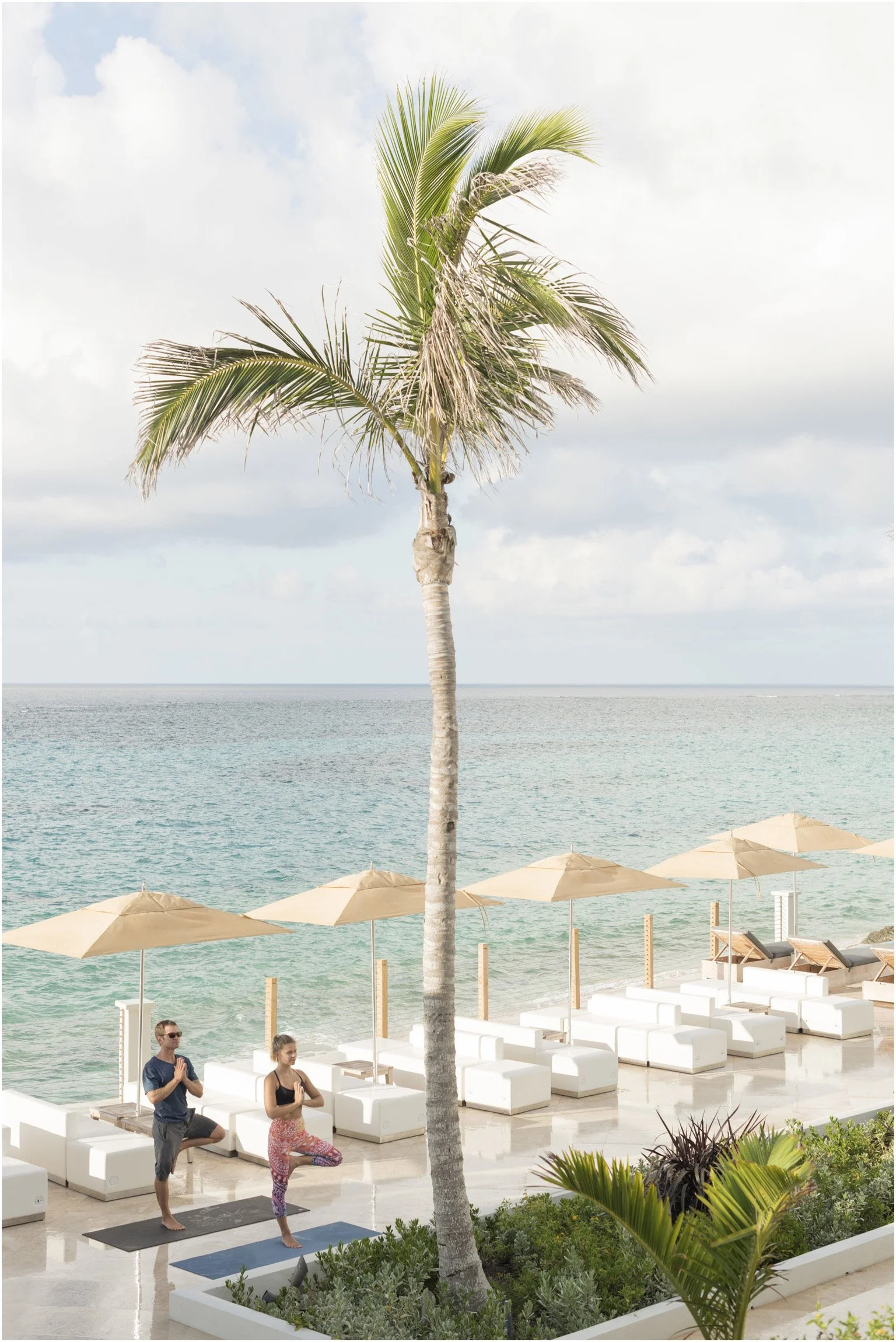 ©FianderFoto_Winnow_Poolside Yoga_003.jpg