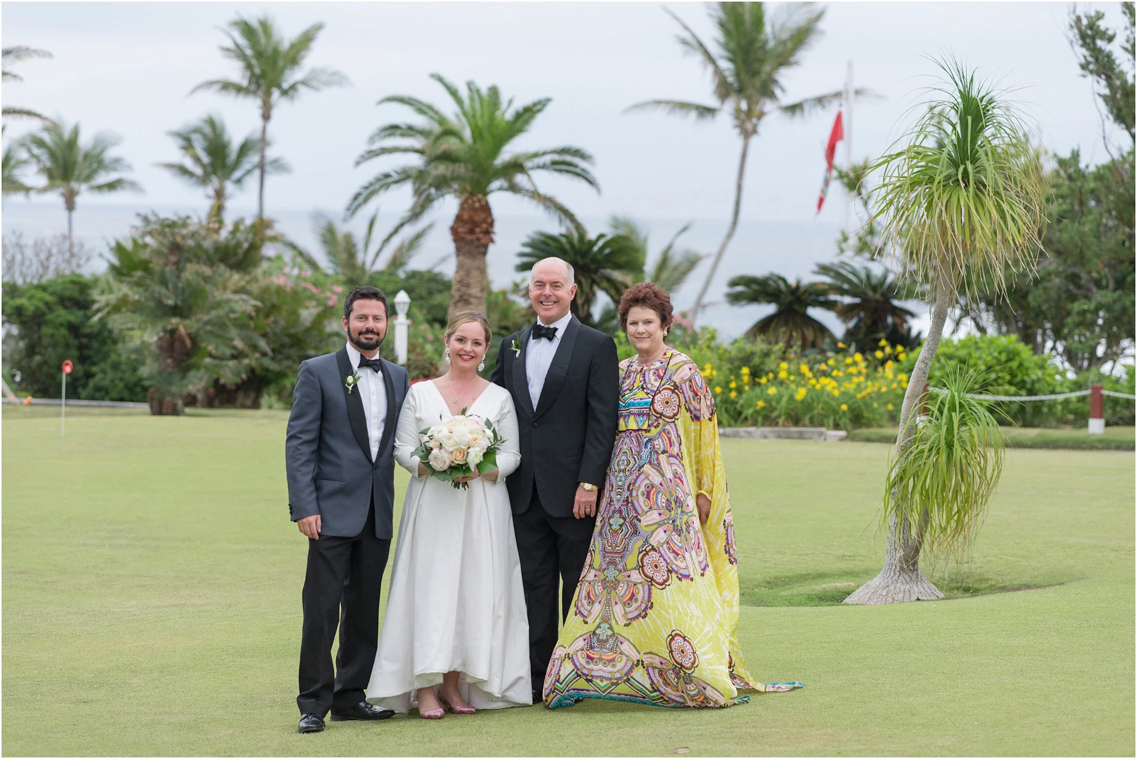 ©FianderFoto_Coral Beach Club_Bermuda_Wedding_CM_023.jpg