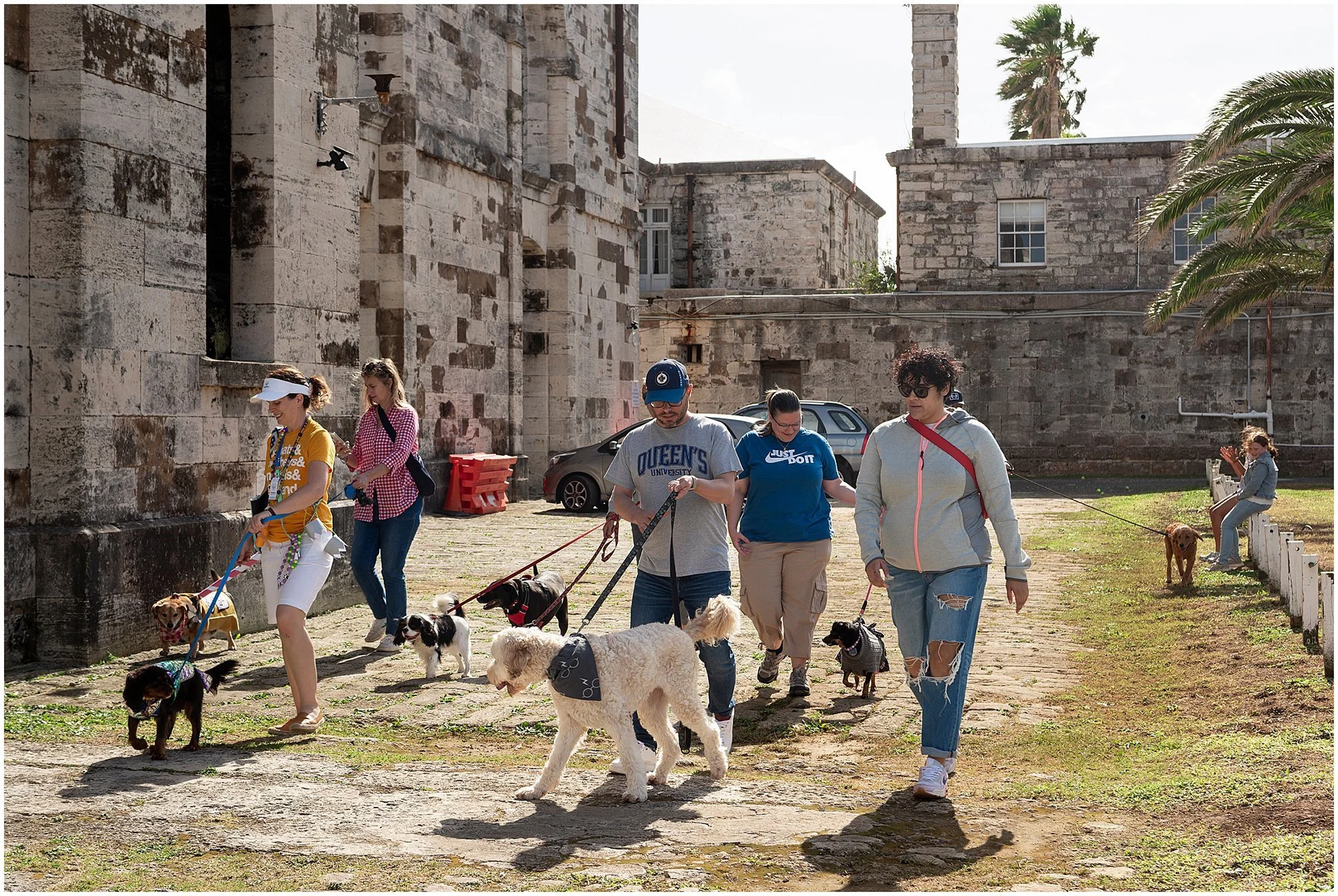 Bermuda Puppy Parade for Pads Pass_Dockyard Bermuda_©FianderFoto_011.jpg