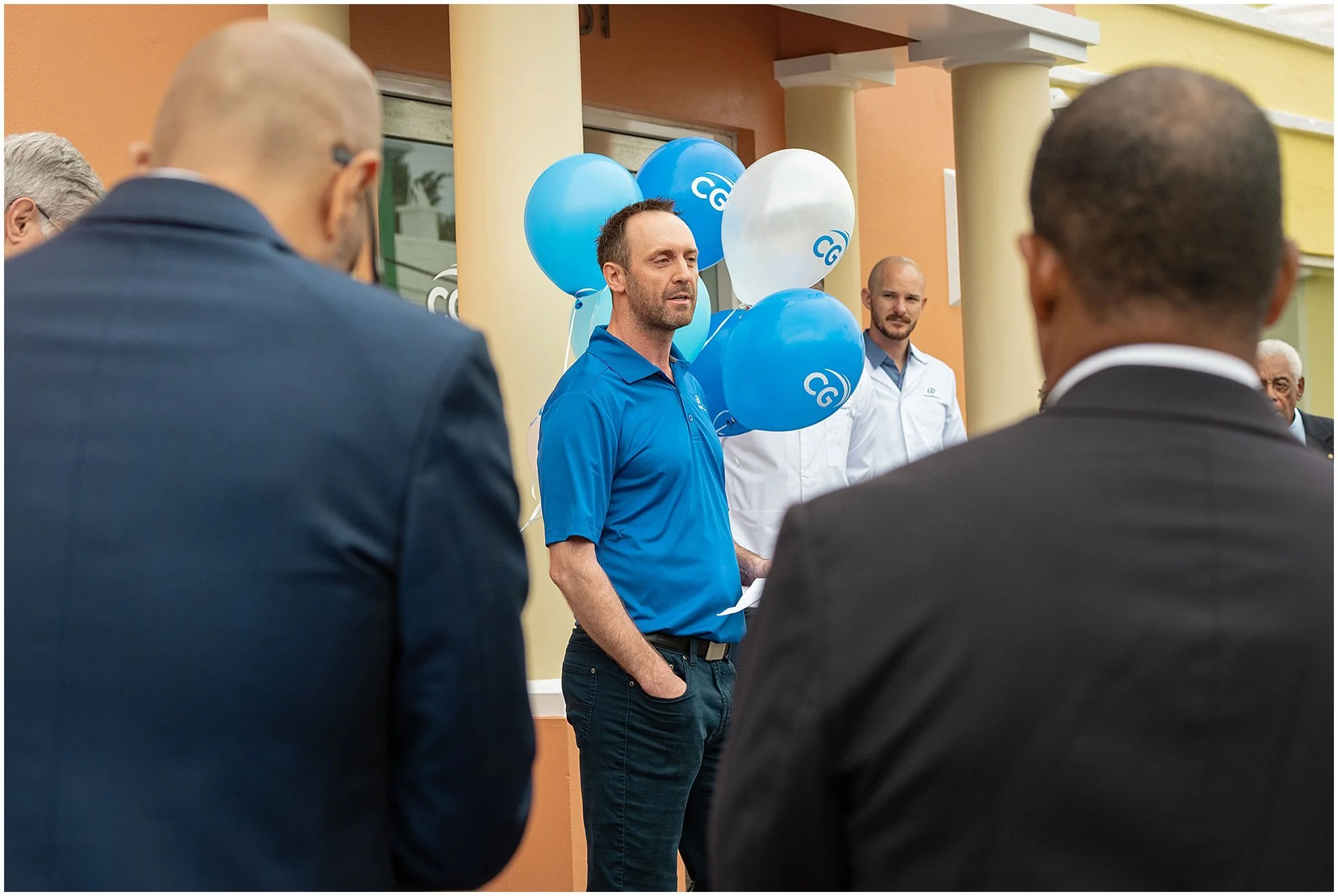 Bermuda Corporate Photographer_CG Pharmacy Opening_©Fiander Foto_015.jpg