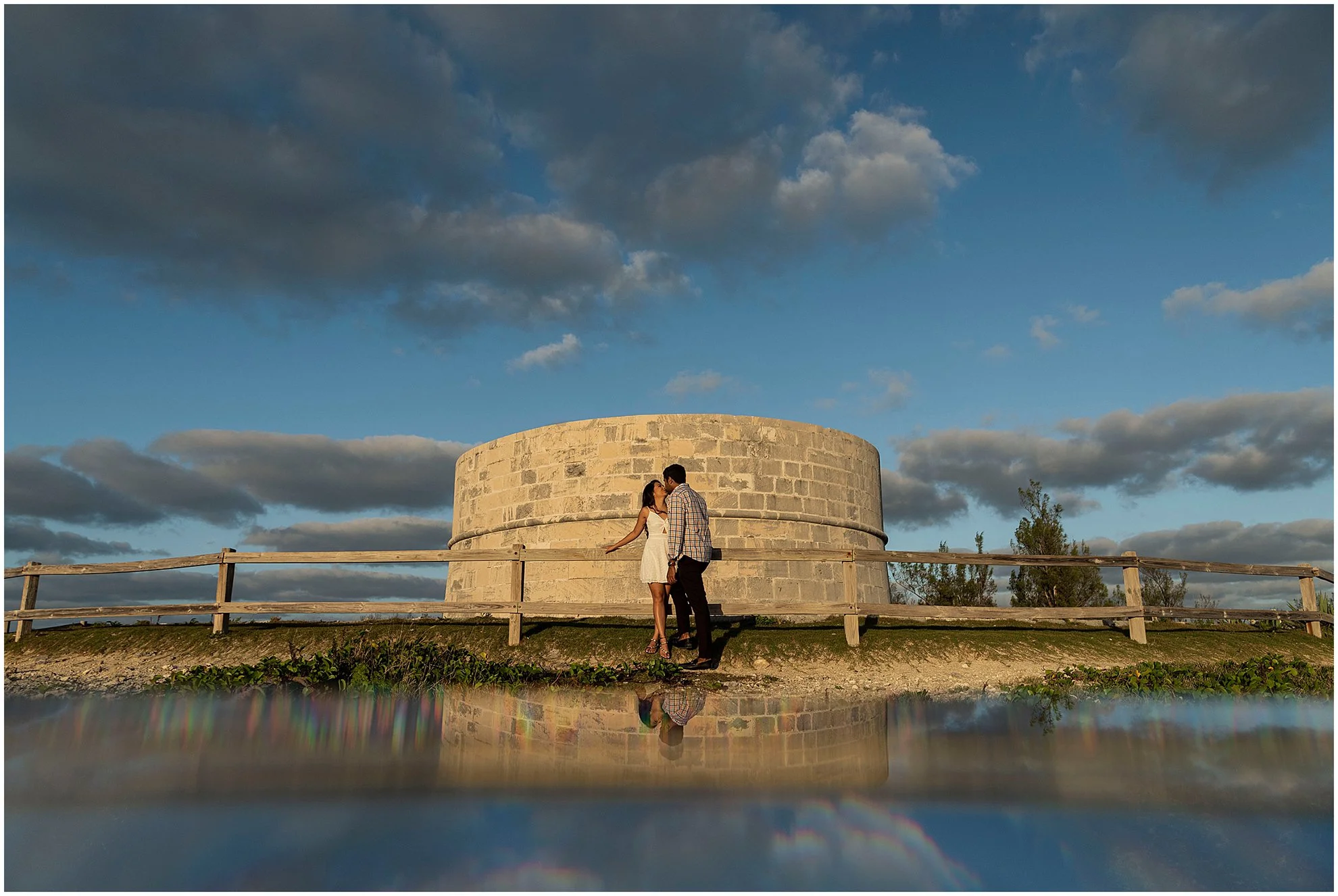 Bermuda Engagement Photographer_Ferry Reach Park_©FianderFoto_010.jpg