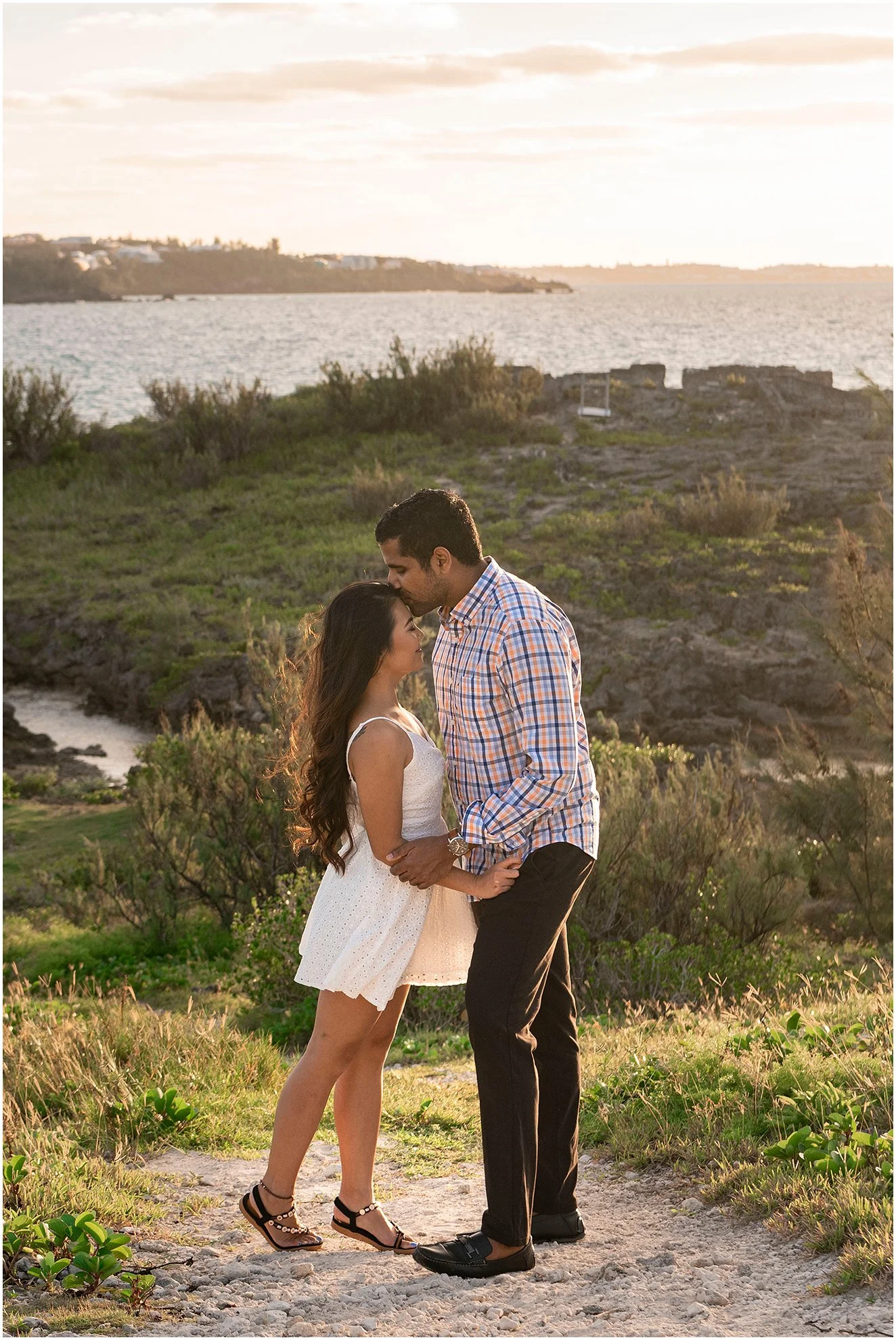Bermuda Engagement Photographer_Ferry Reach Park_©FianderFoto_016.jpg