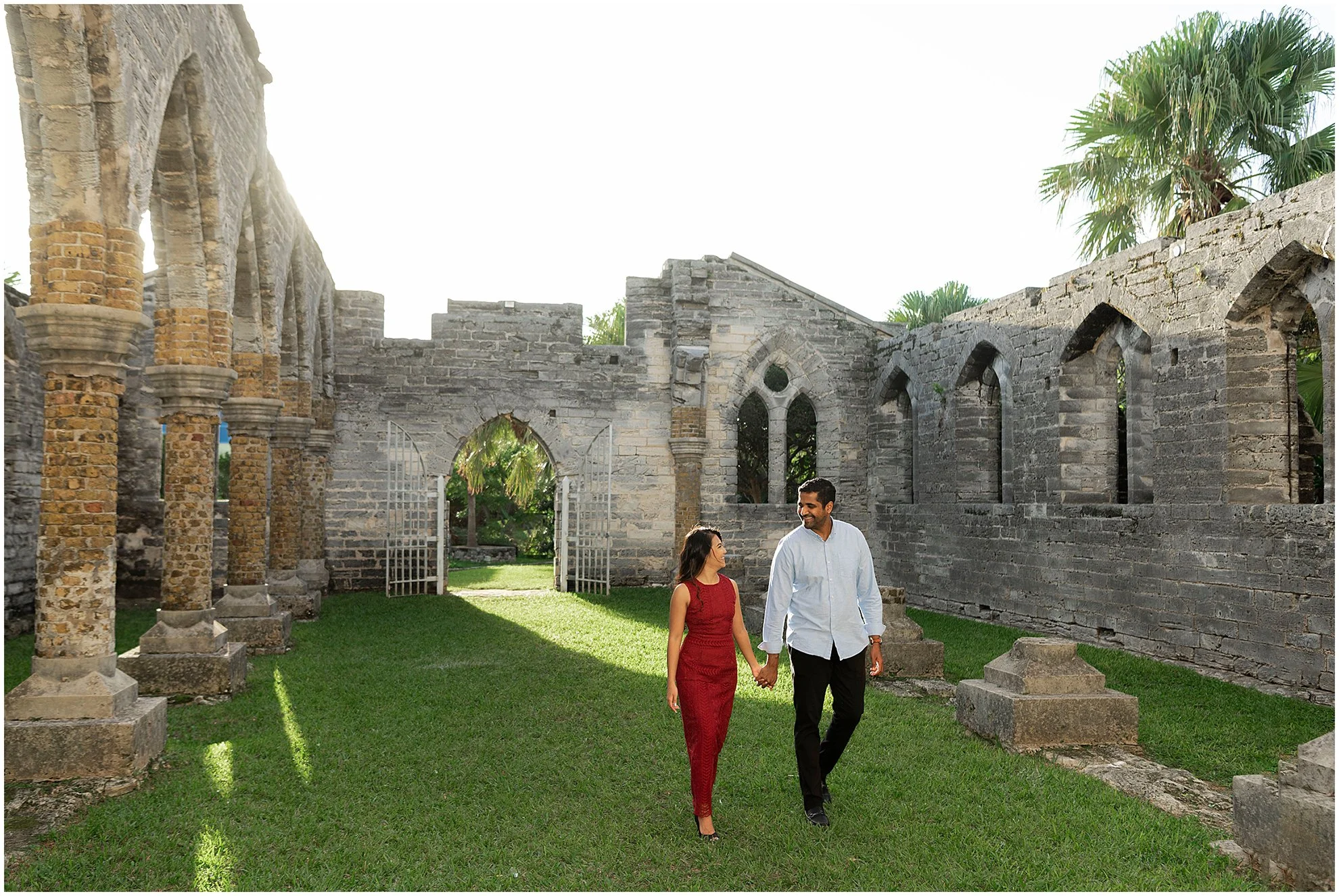 Bermuda Engagement Photographer_Unfinished Church_©FianderFoto_005.jpg