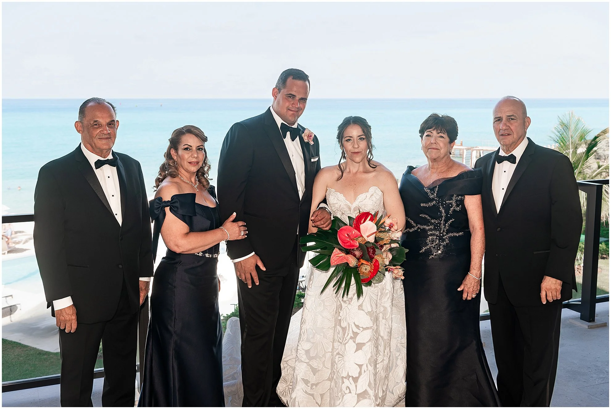 St Regis Resort Bermuda_Black Tie Wedding_©FianderFoto_026.jpg