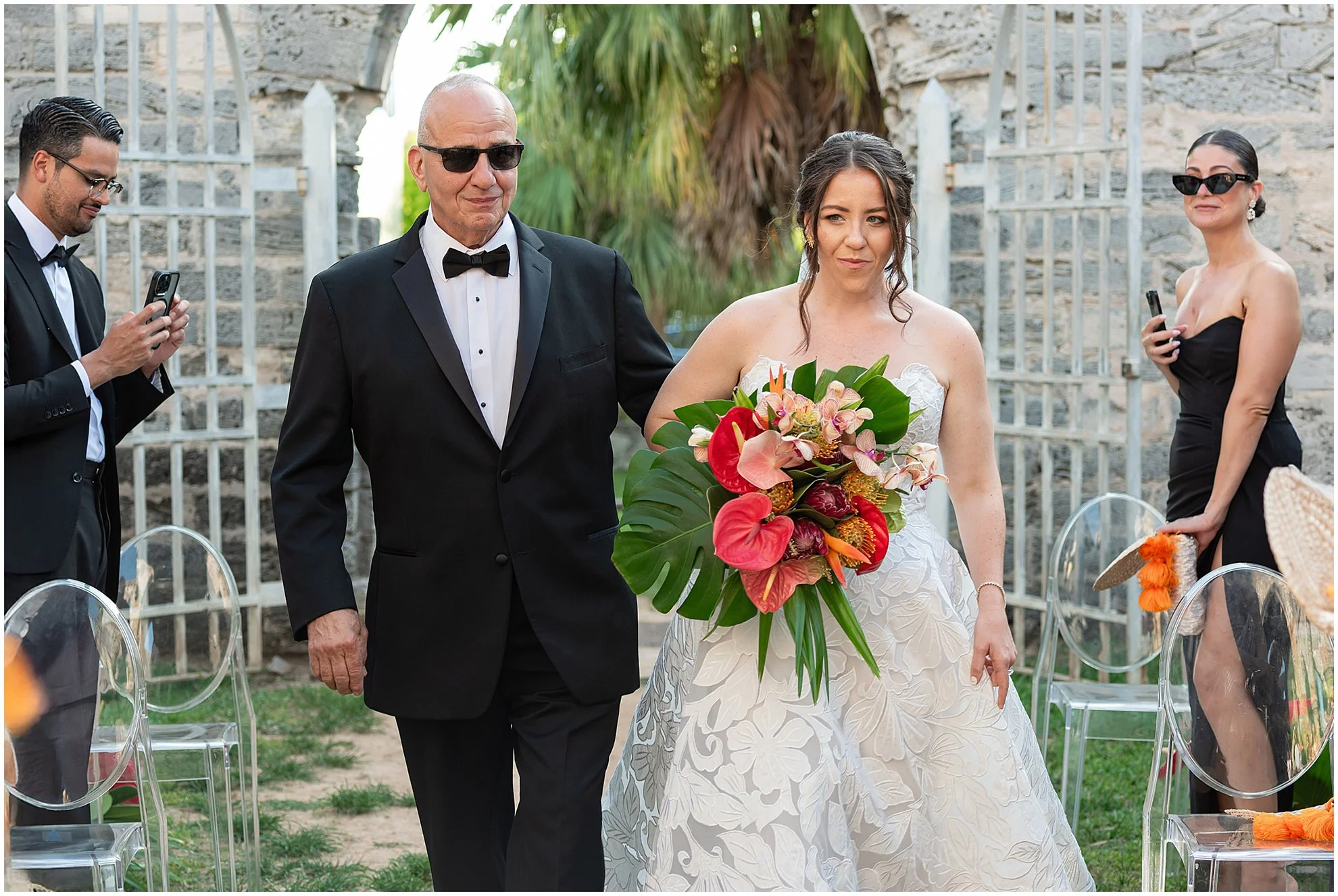 Unfinished Church_Bermuda_Black Tie Wedding_©FianderFoto_009.jpg