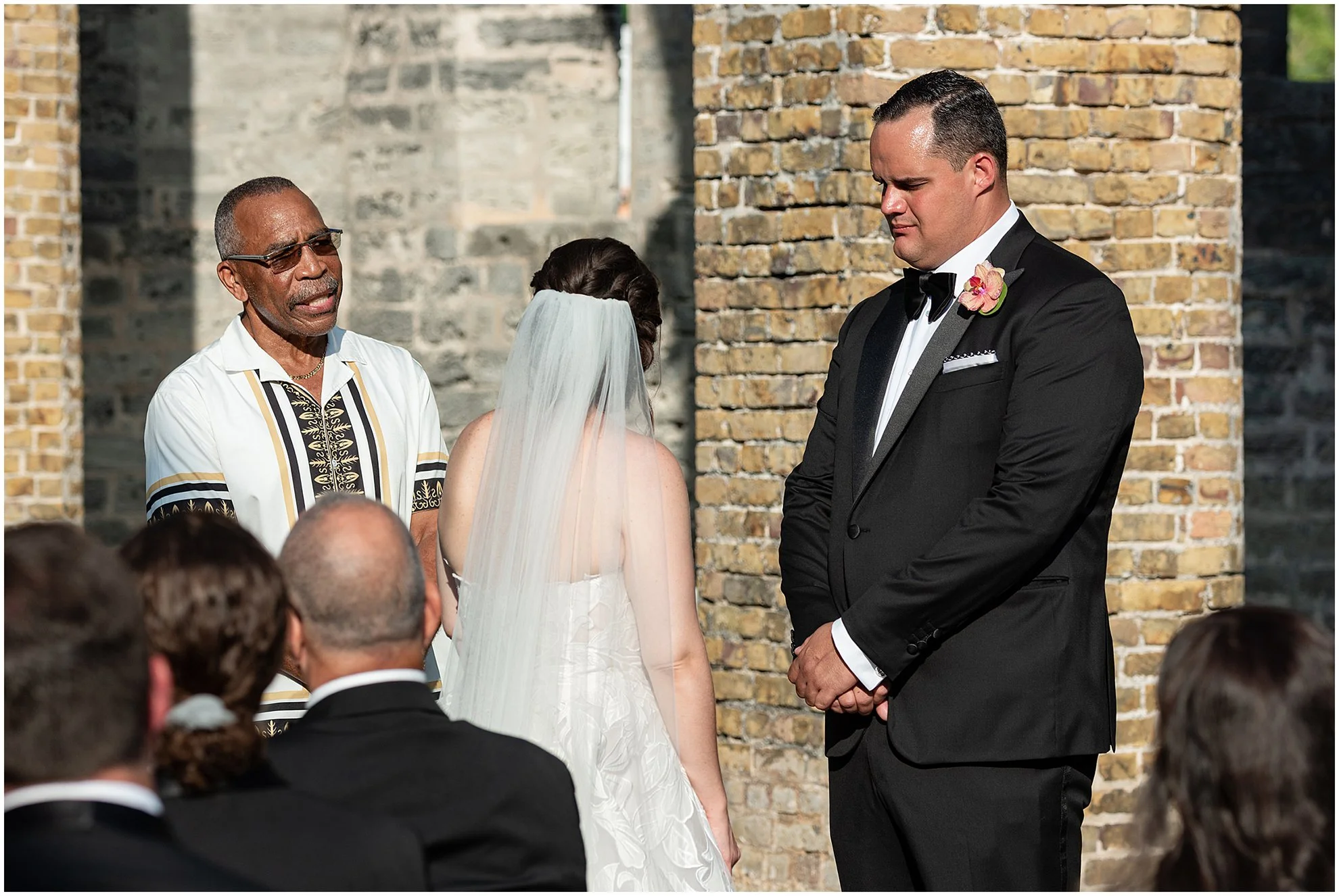 Unfinished Church_Bermuda_Black Tie Wedding_©FianderFoto_013.jpg