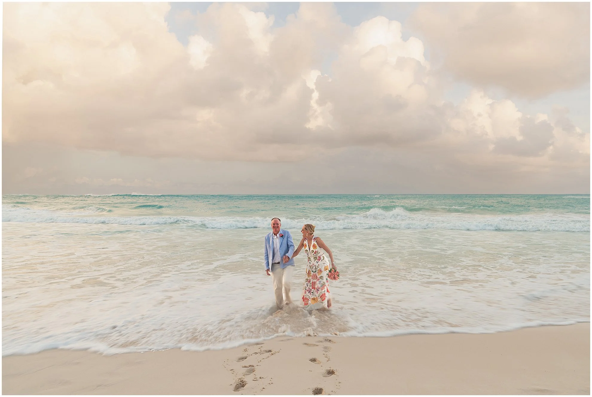 Elopement Photographer in Bermuda_©FianderFoto_031.jpg