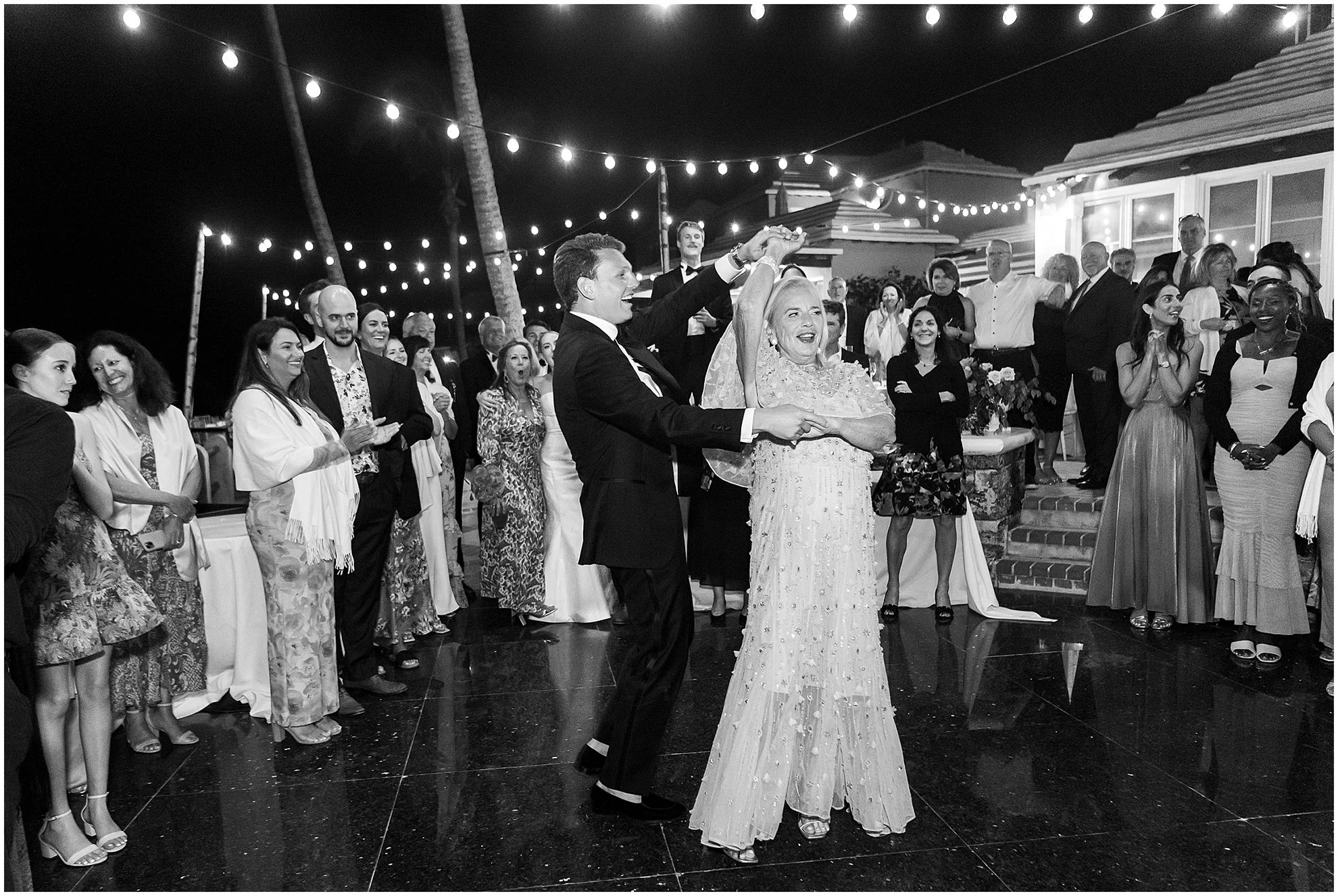 Black Tie Wedding Coral Beach Club Bermuda_©FianderFoto_194.jpg