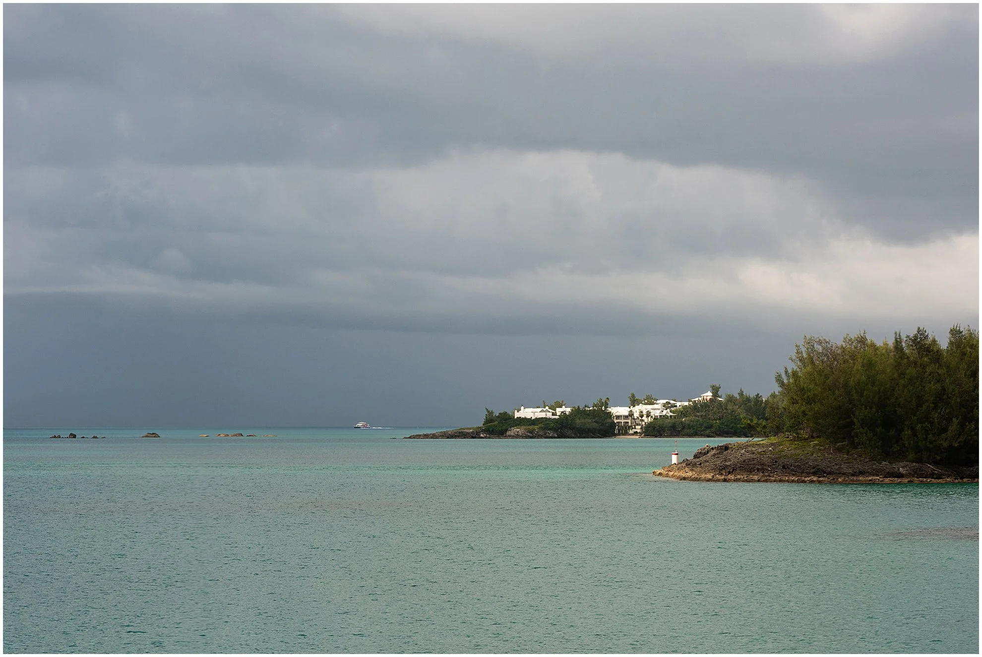Elopement Photography in Bermuda_©FianderFoto_St. George's Bermuda_001.jpg