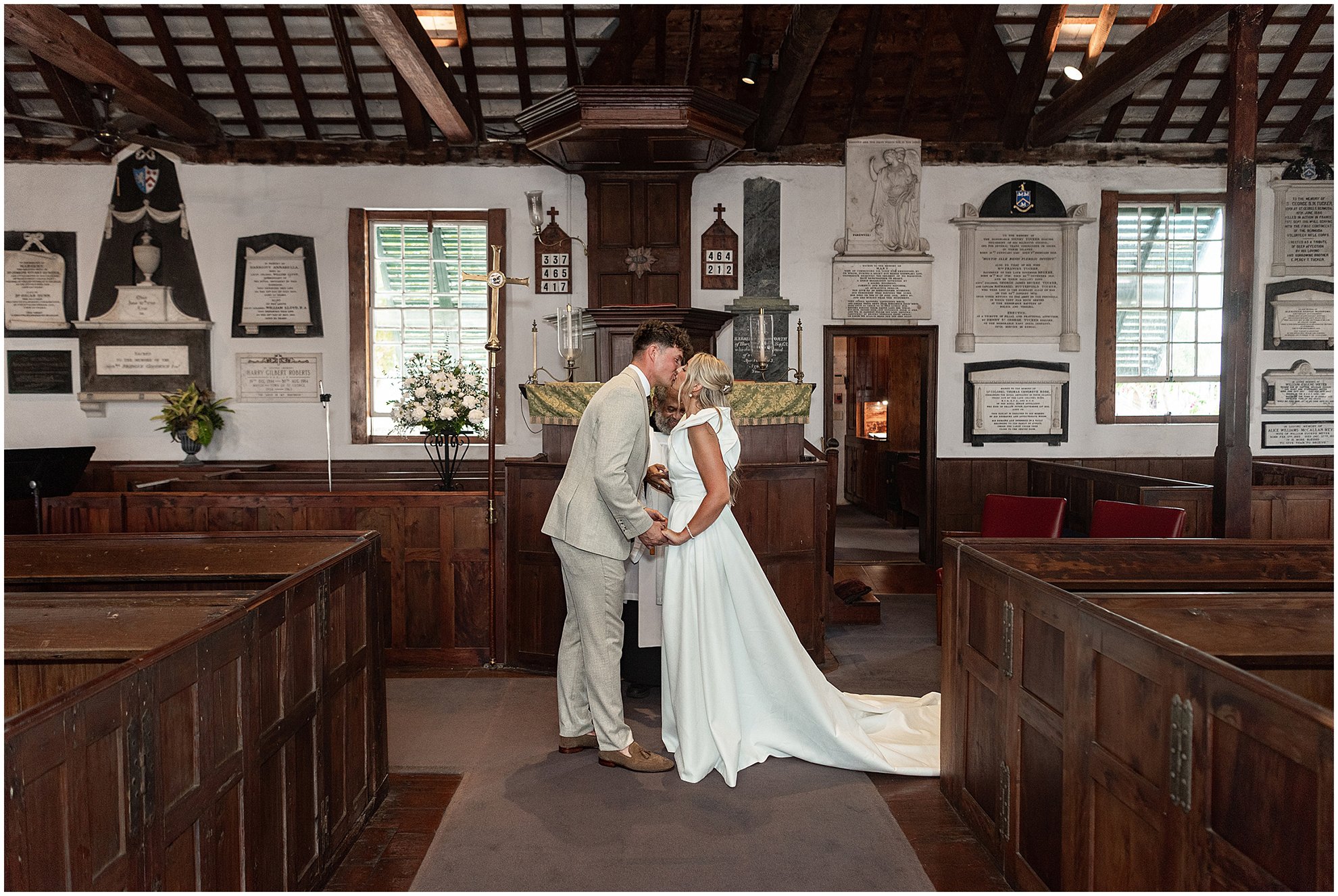 Elopement Photography in Bermuda_©FianderFoto_St. George's Bermuda_031.jpg
