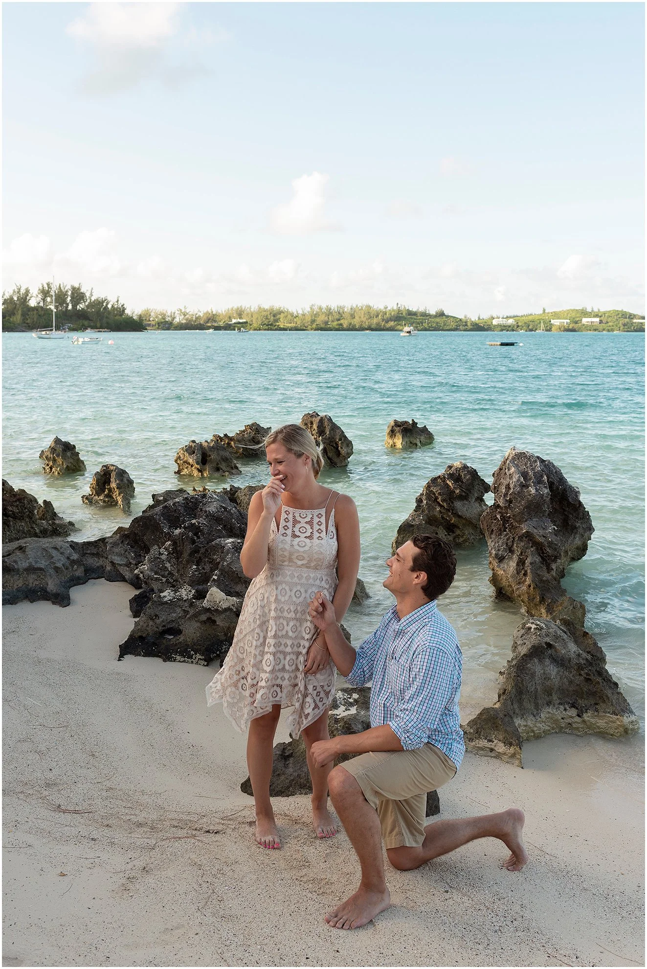 Proposal at Grotto Bay Resort in Bermuda_©FianderFoto_002.jpg