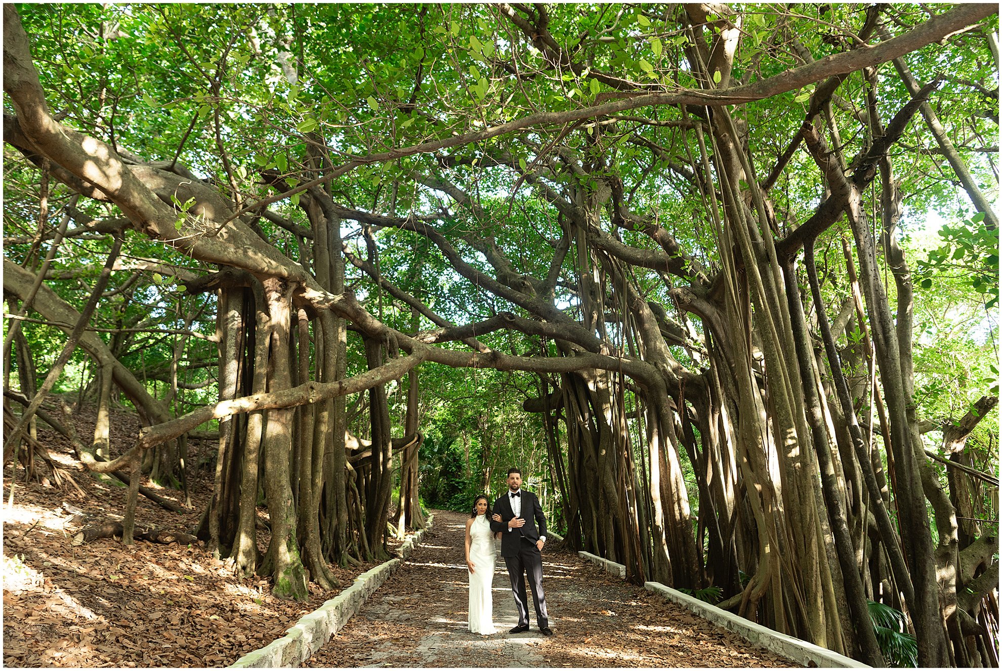 Engagement Shoot at Astwood Park and Southlands Estate Park in Bermuda_©Fiander Foto_010.jpg