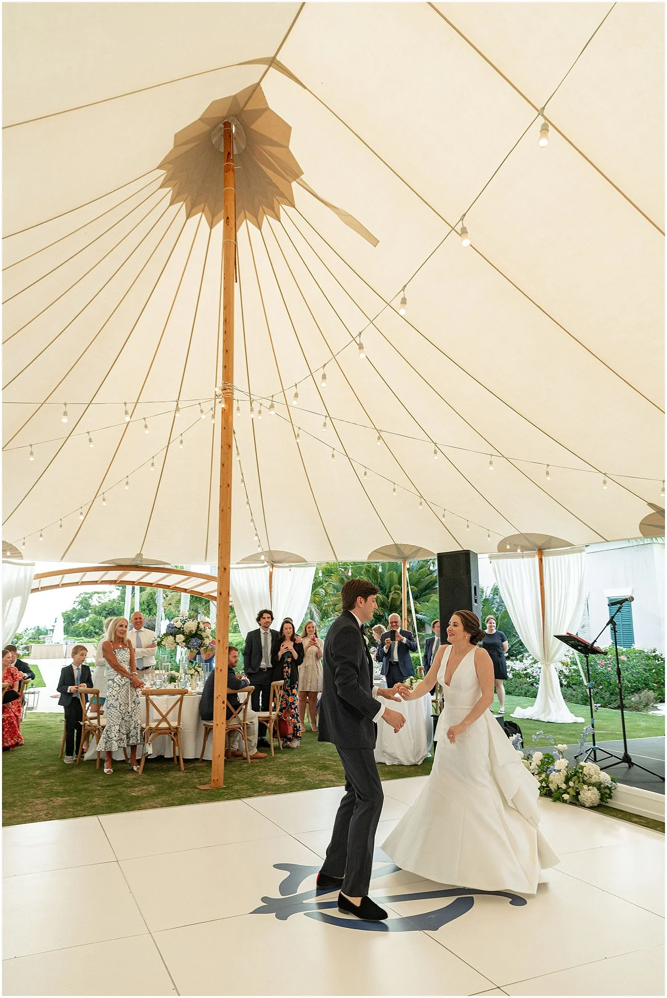 Rosewood Bermuda Luxury Wedding Photographer_©FianderFoto_082.jpg