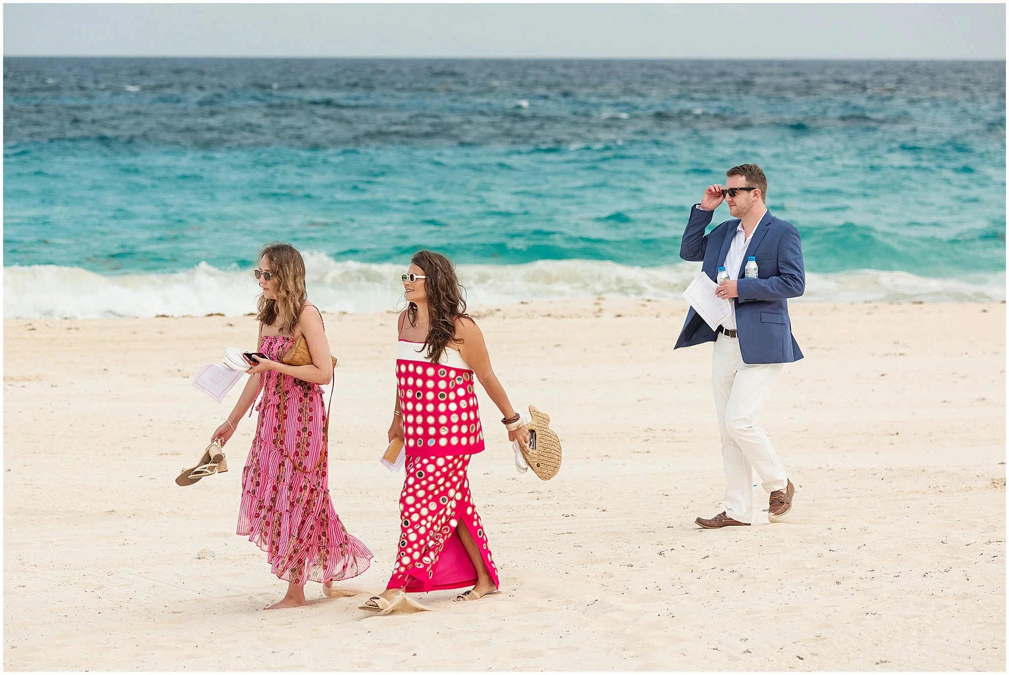 Black Tie Beach Wedding at Rosewood Bermuda_©FianderFoto_Photographer_029.jpg