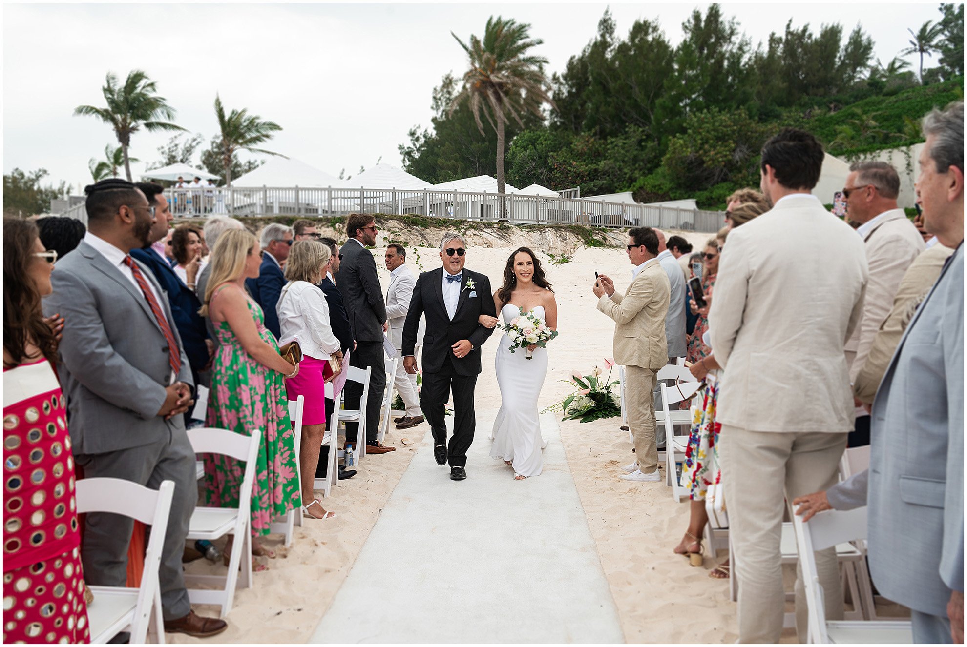 Black Tie Beach Wedding at Rosewood Bermuda_©FianderFoto_Photographer_034.jpg