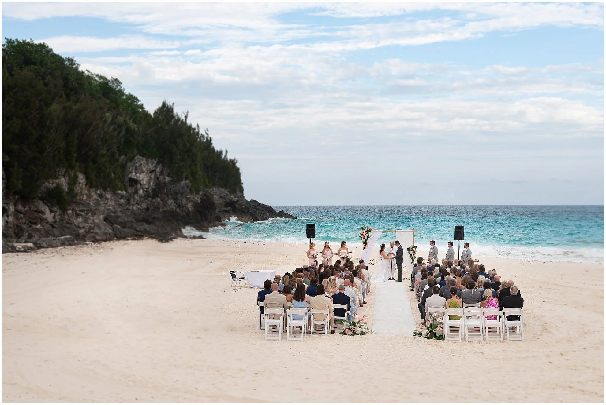 Black Tie Beach Wedding at Rosewood Bermuda_©FianderFoto_Photographer_080.jpg