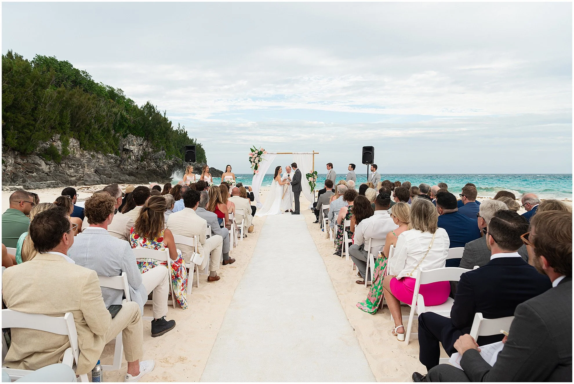 Black Tie Beach Wedding at Rosewood Bermuda_©FianderFoto_Photographer_050.jpg
